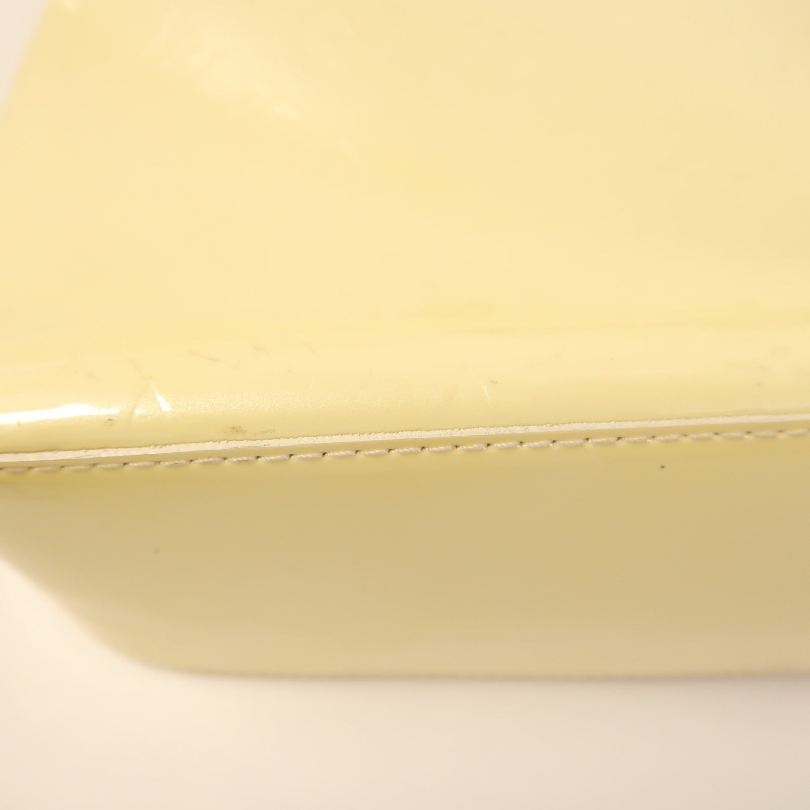 LOUIS VUITTON Vernis Brentwood金扣肩背袋