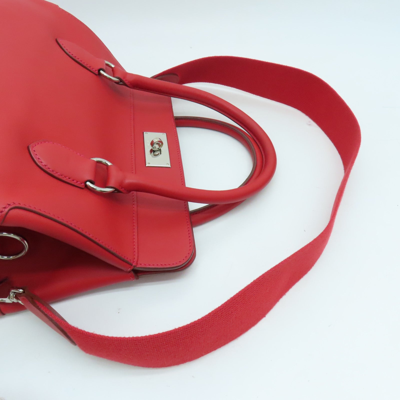 HERMES Swift Leather Tool Box Silver Buckle Handle Shoulder Bag Red