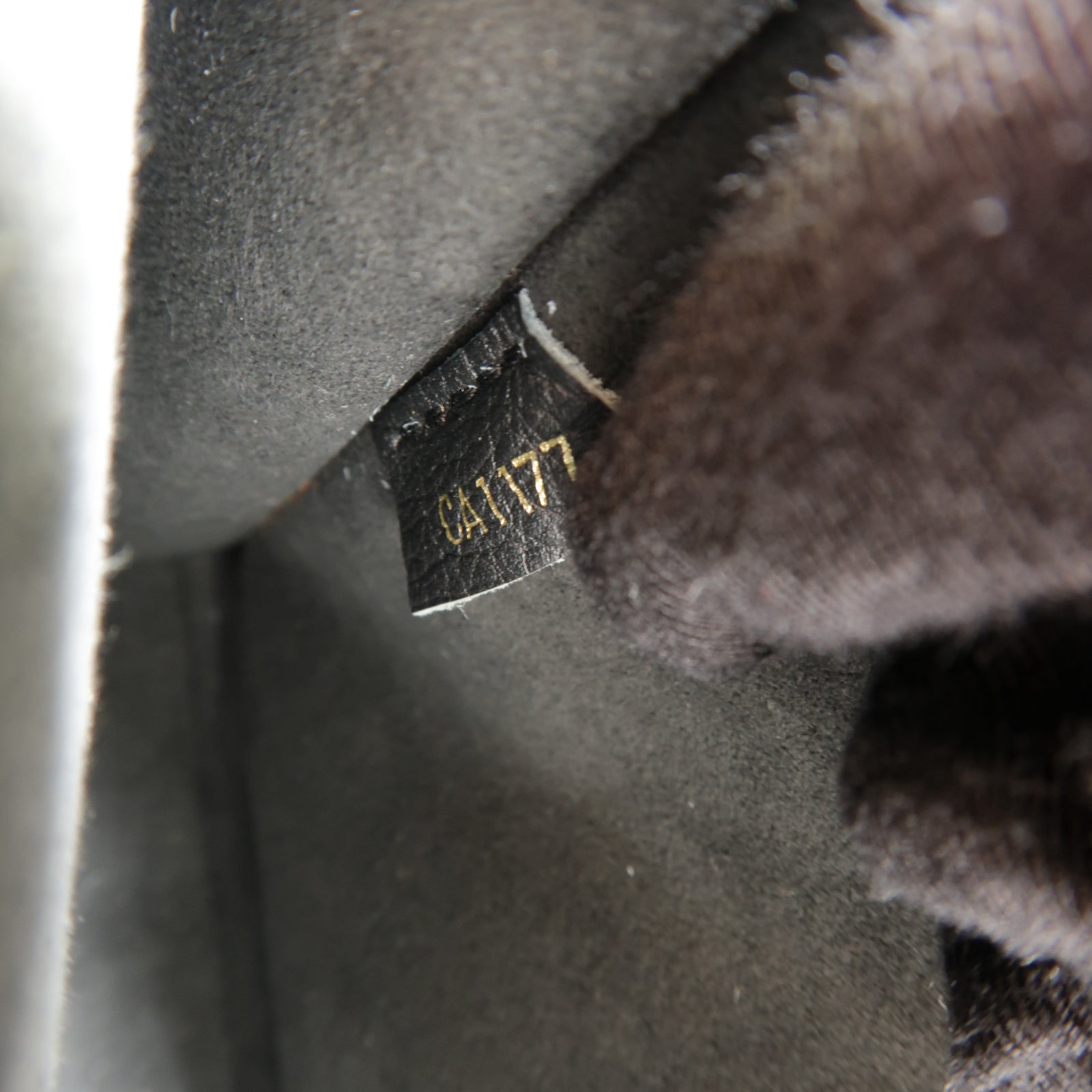LOUIS VUITTON Monogram Victoire金扣鏈帶肩背袋棕色/黒色