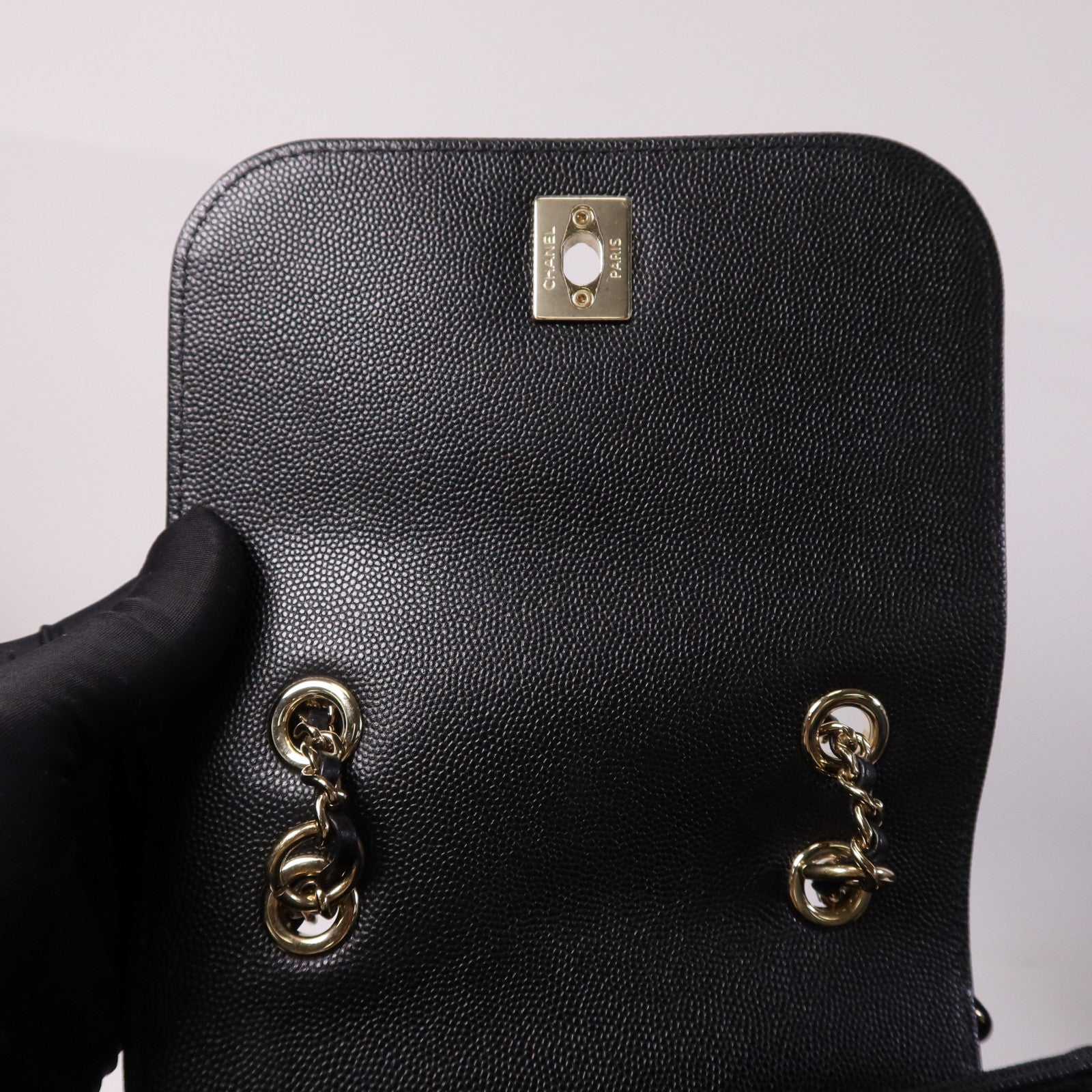 CHANEL 牛皮皮革Affinity Backpack金扣背包