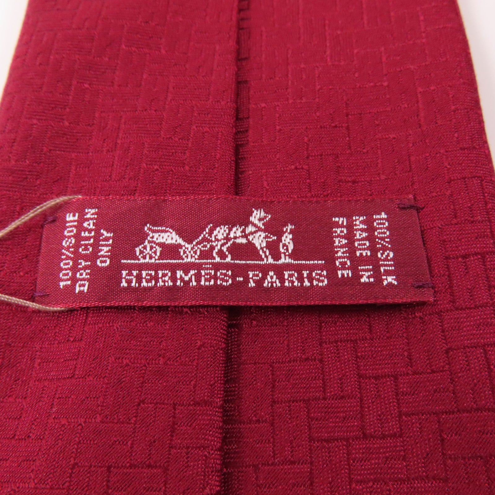 HERMES Tie Red Silk