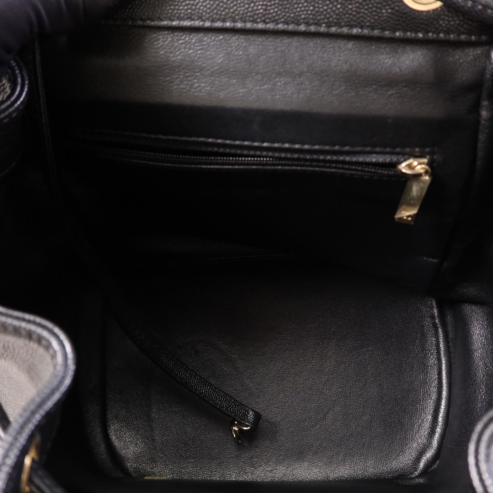 CHANEL 牛皮皮革Affinity Backpack金扣背包