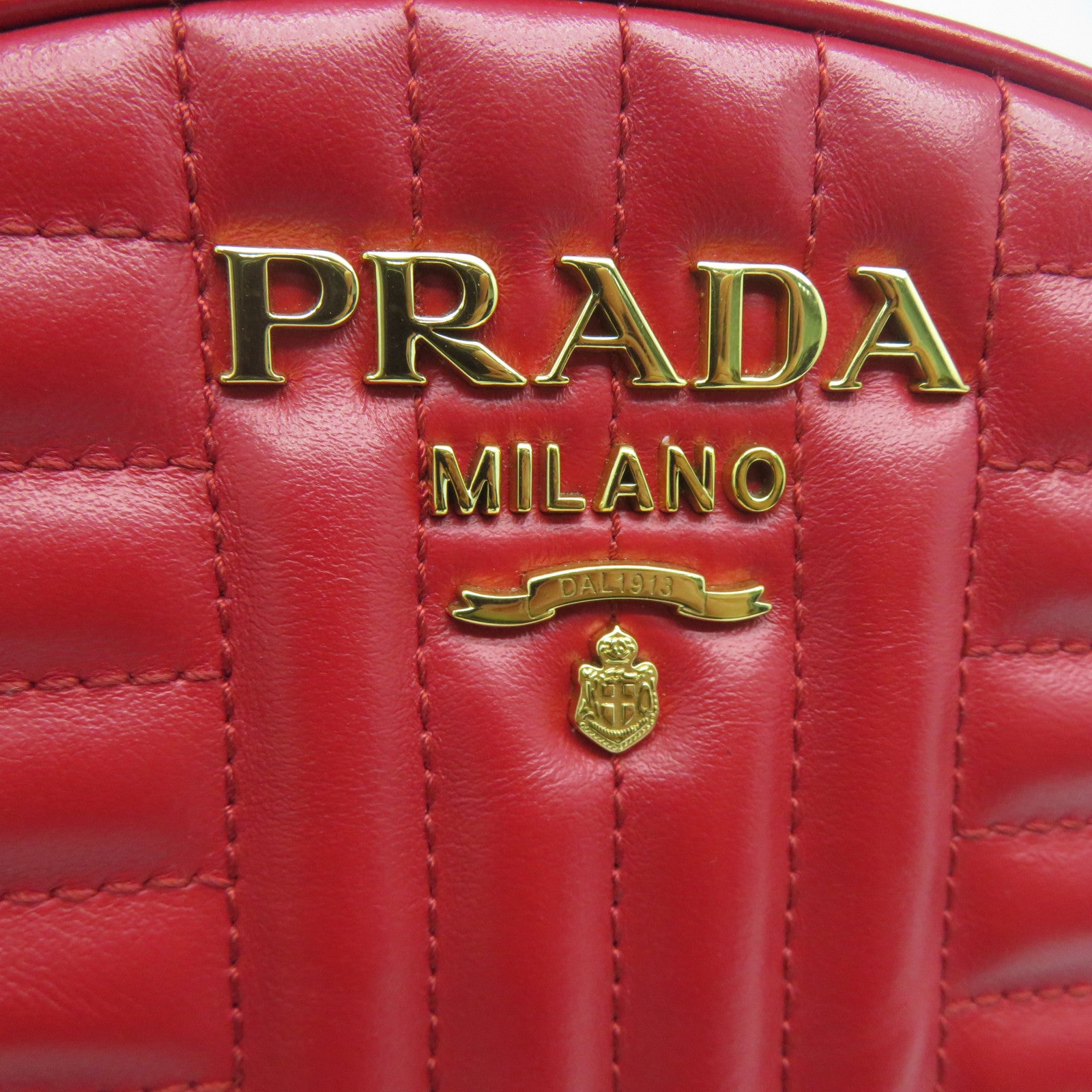 PRADA 牛皮皮革Shoulder Bag金扣鏈帶肩背袋紅色