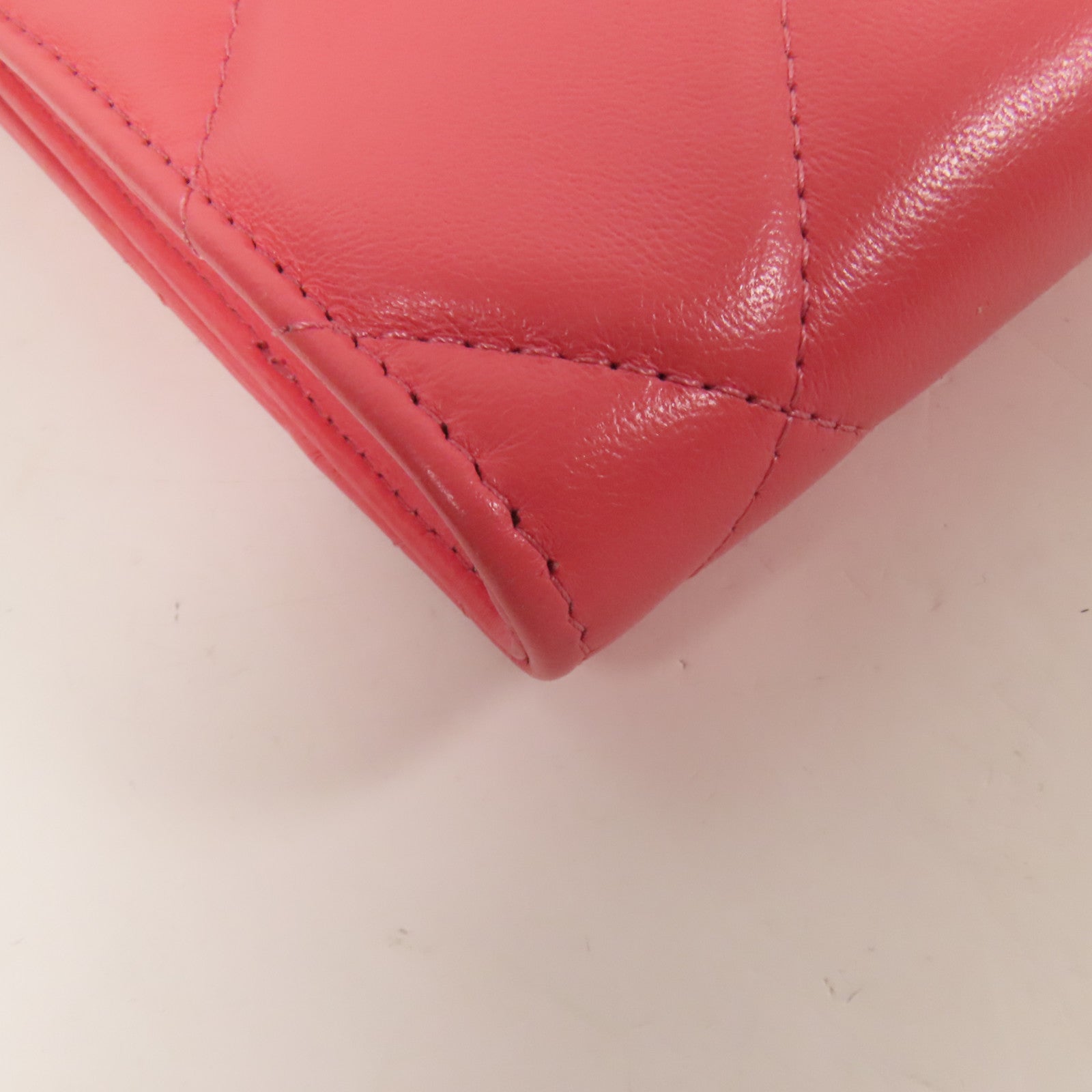 CHANEL 牛皮皮革Chain Shoulder金扣鏈帶肩背袋