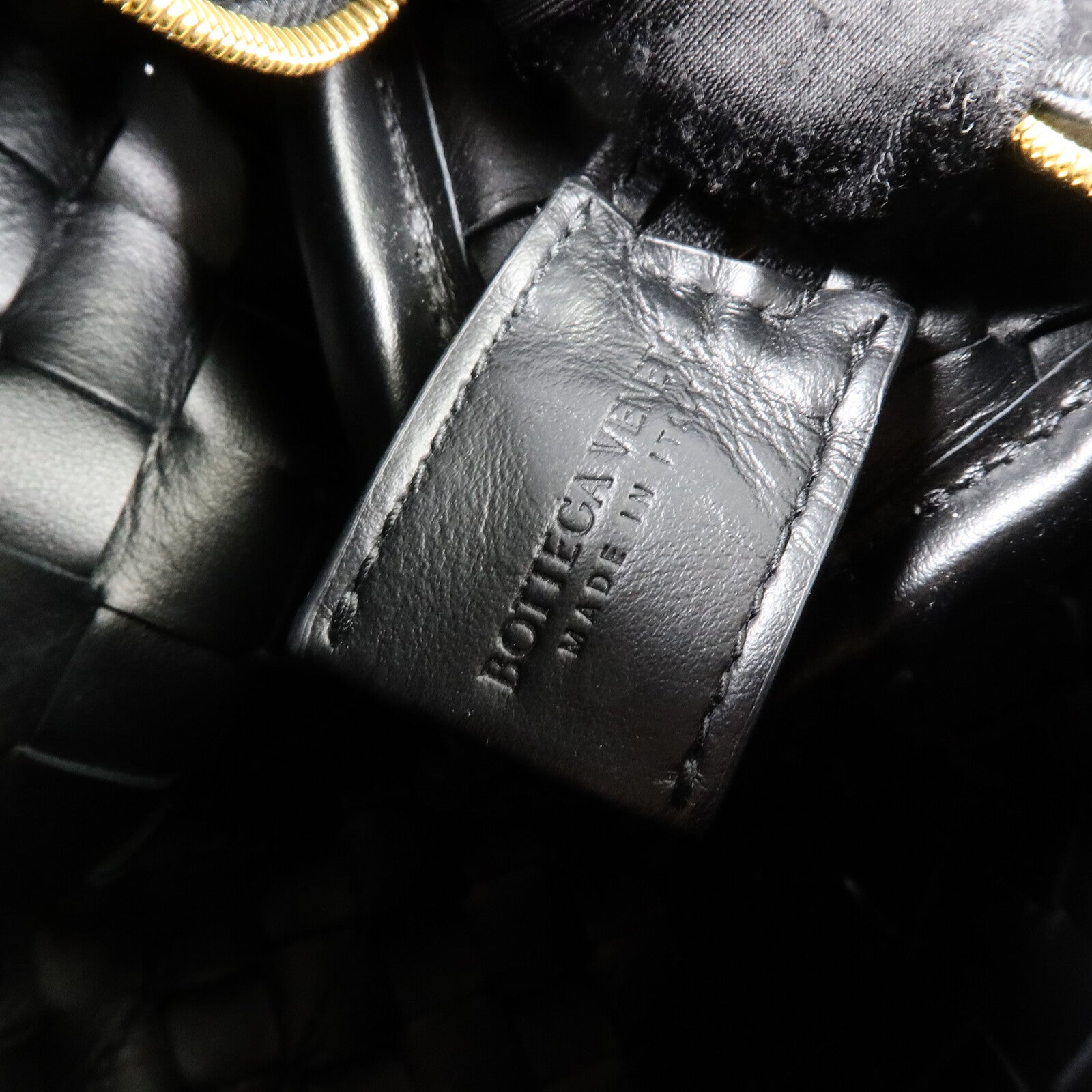 BOTTEGA VENETA 羊皮皮革Small Loop肩背袋