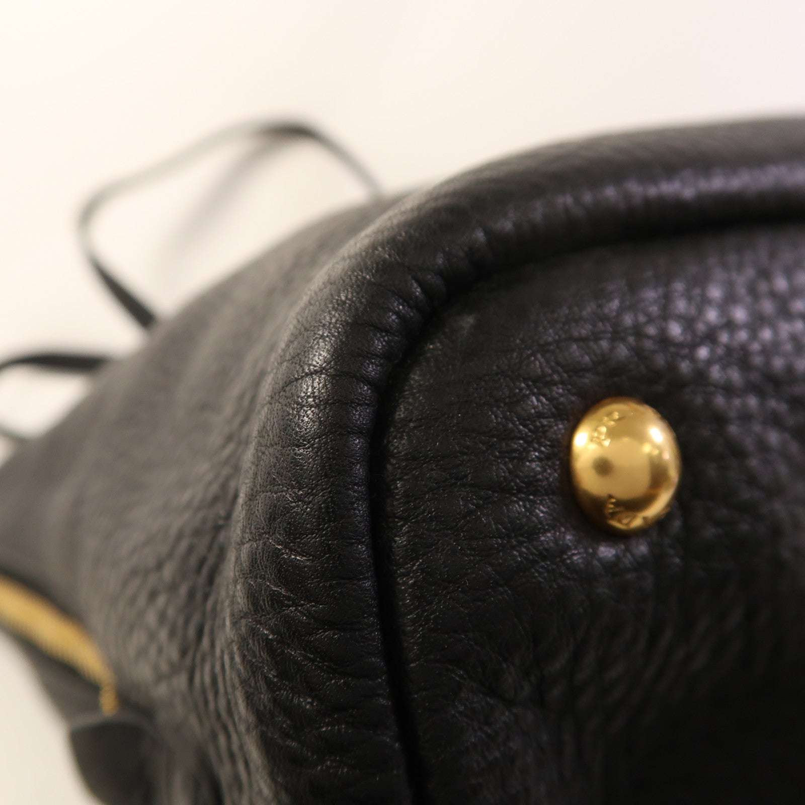 PRADA 牛皮皮革Tote Bag金扣肩背袋