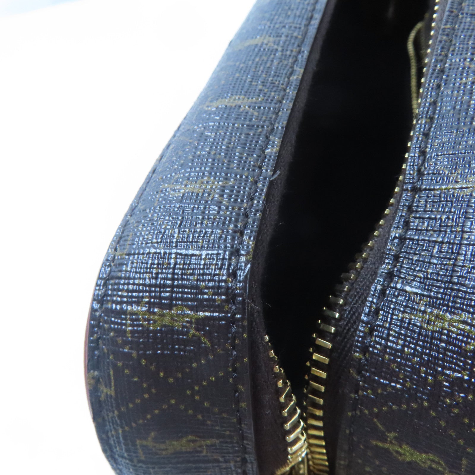 SAINT LAURENT 塗層帆布Camera Bag金扣肩背袋啡色