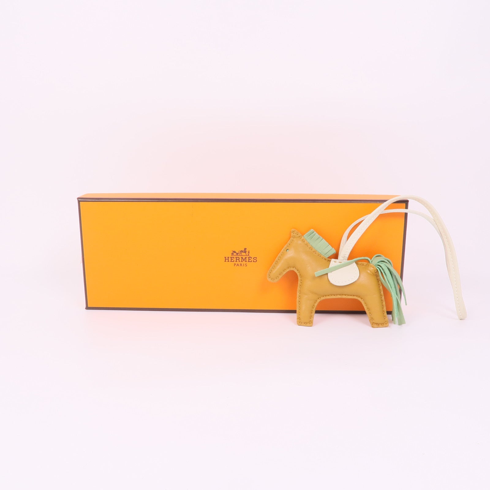 HERMES Milo皮革/Swift皮革Rodeo PM掛飾Sesame