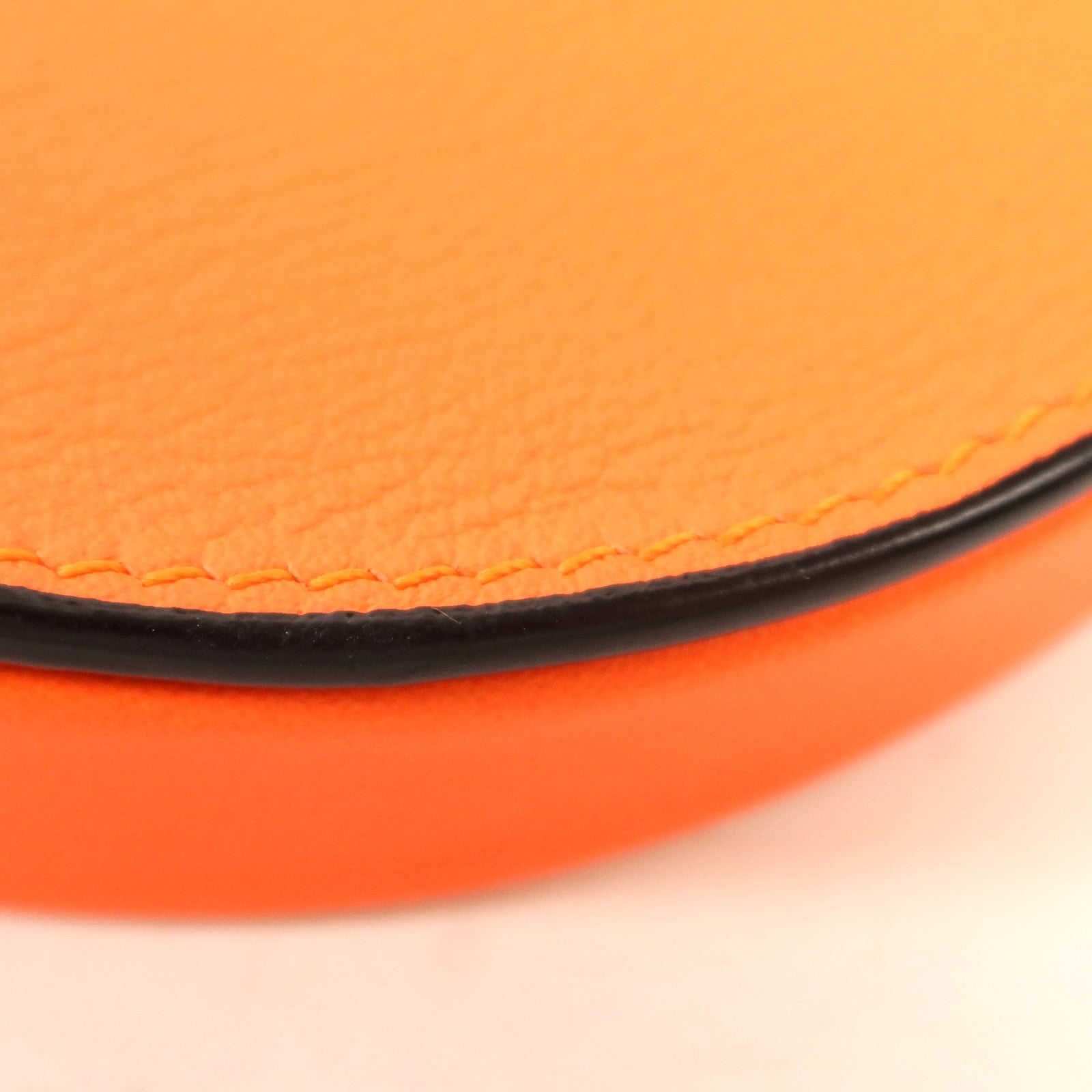 LOEWE 牛皮皮革Shoulder Bag肩背袋