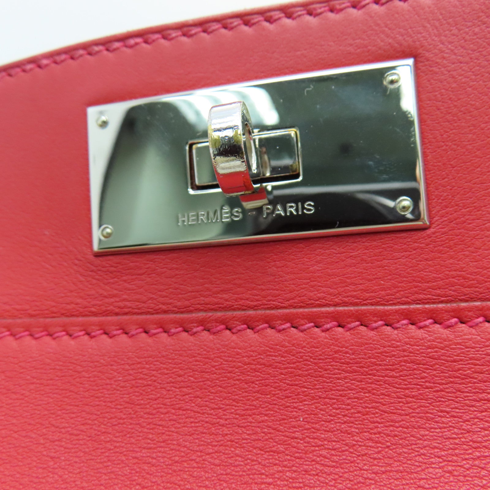 HERMES Swift Leather Tool Box Silver Buckle Handle Shoulder Bag Red
