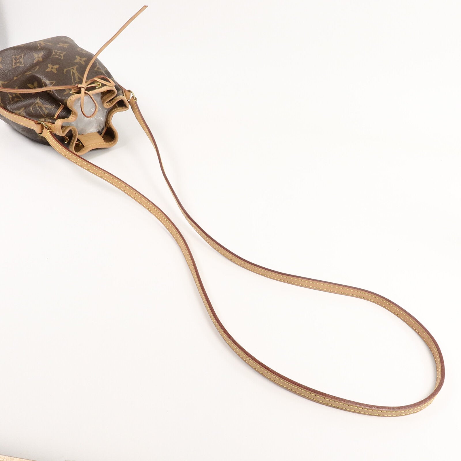 LOUIS VUITTON Monogram Nano Noe肩背袋