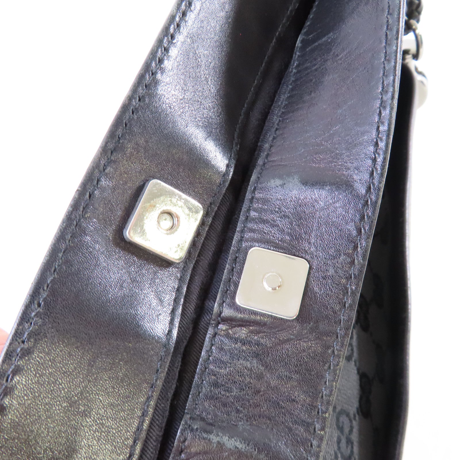 GUCCI 【激減優惠】GG帆布Shoulder Bag銀扣肩背袋黑色