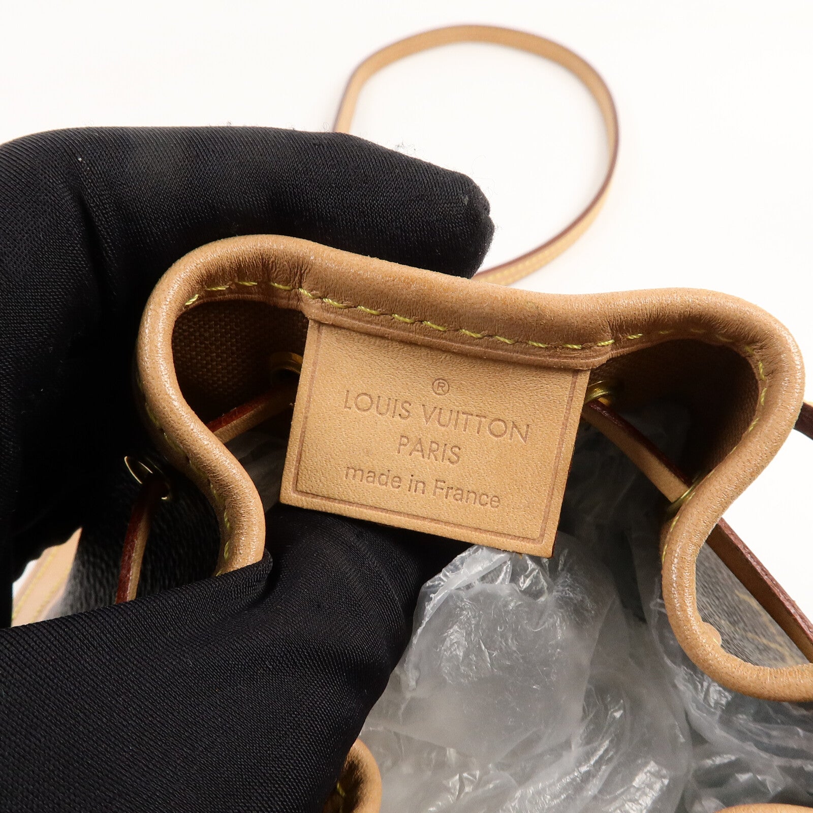 LOUIS VUITTON Monogram Nano Noe肩背袋