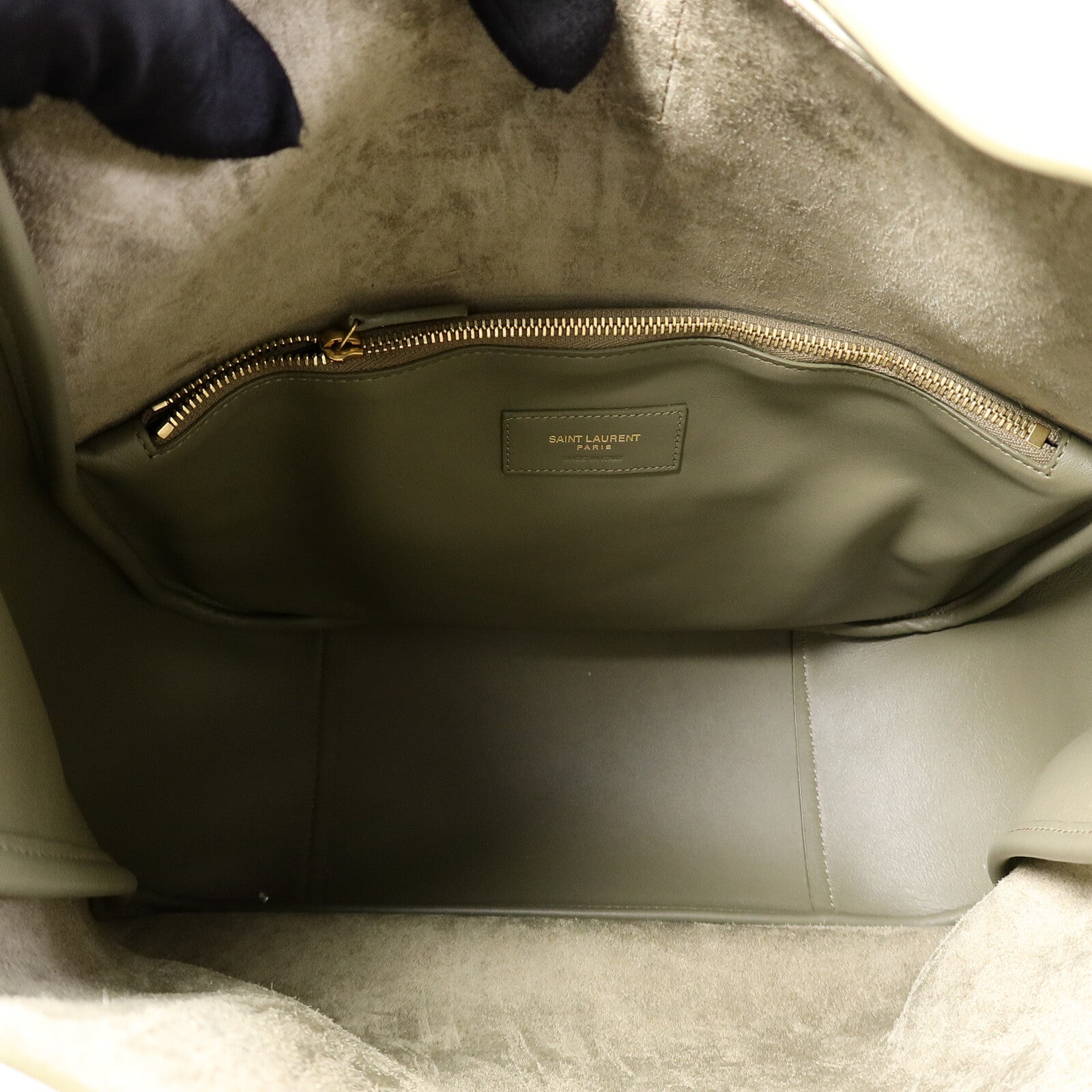 YVES SAINT LAURENT 牛皮皮革Le 5 A7 Supple Large肩背袋
