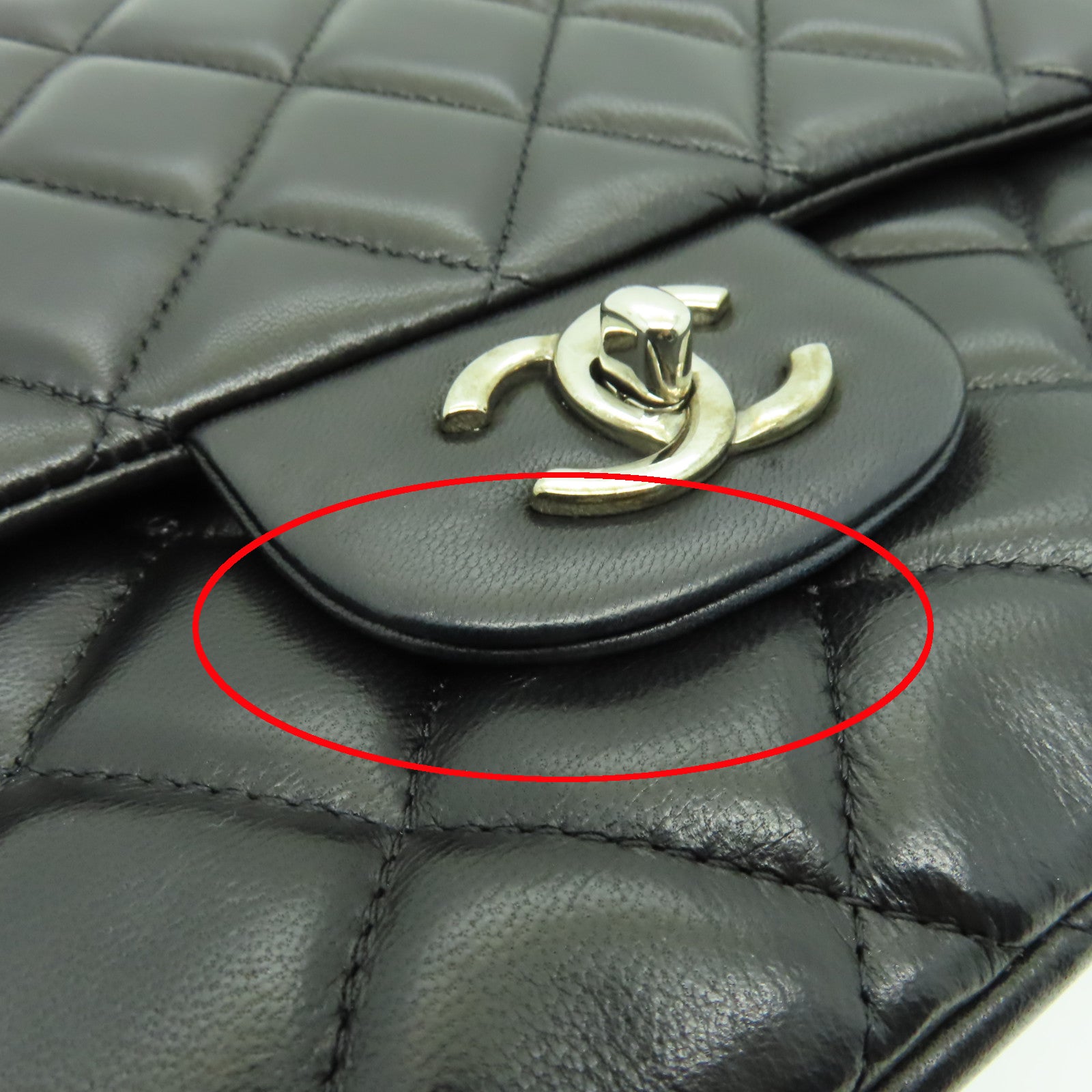 CHANEL 【激減優惠】菱格羊皮皮革Classic Maxi銀扣鏈帶肩背袋黑色