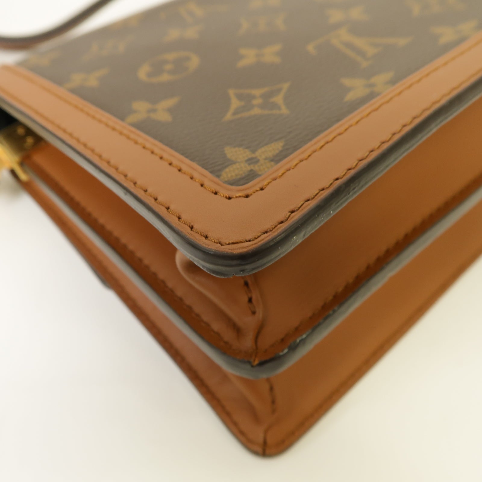 LOUIS VUITTON Monogram Reverse Dauphine金扣鏈帶肩背袋棕色