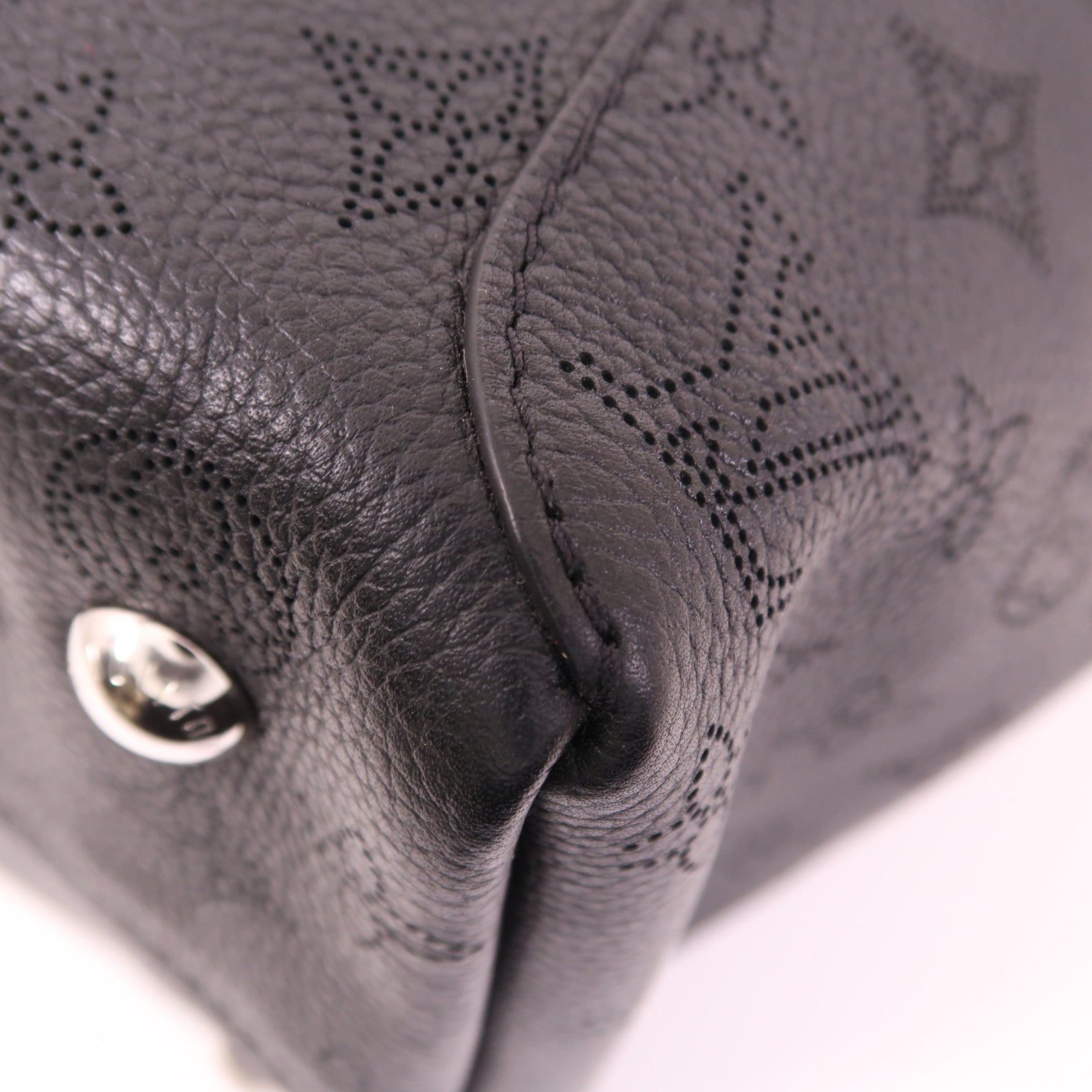 LOUIS VUITTON Monogram Mahina Hina MM銀扣肩背袋