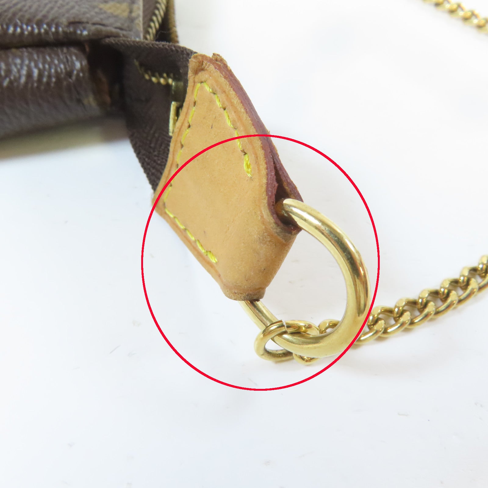 LOUIS VUITTON Monogram Mini Pochette Accessoires金扣鏈帶手拿包啡色