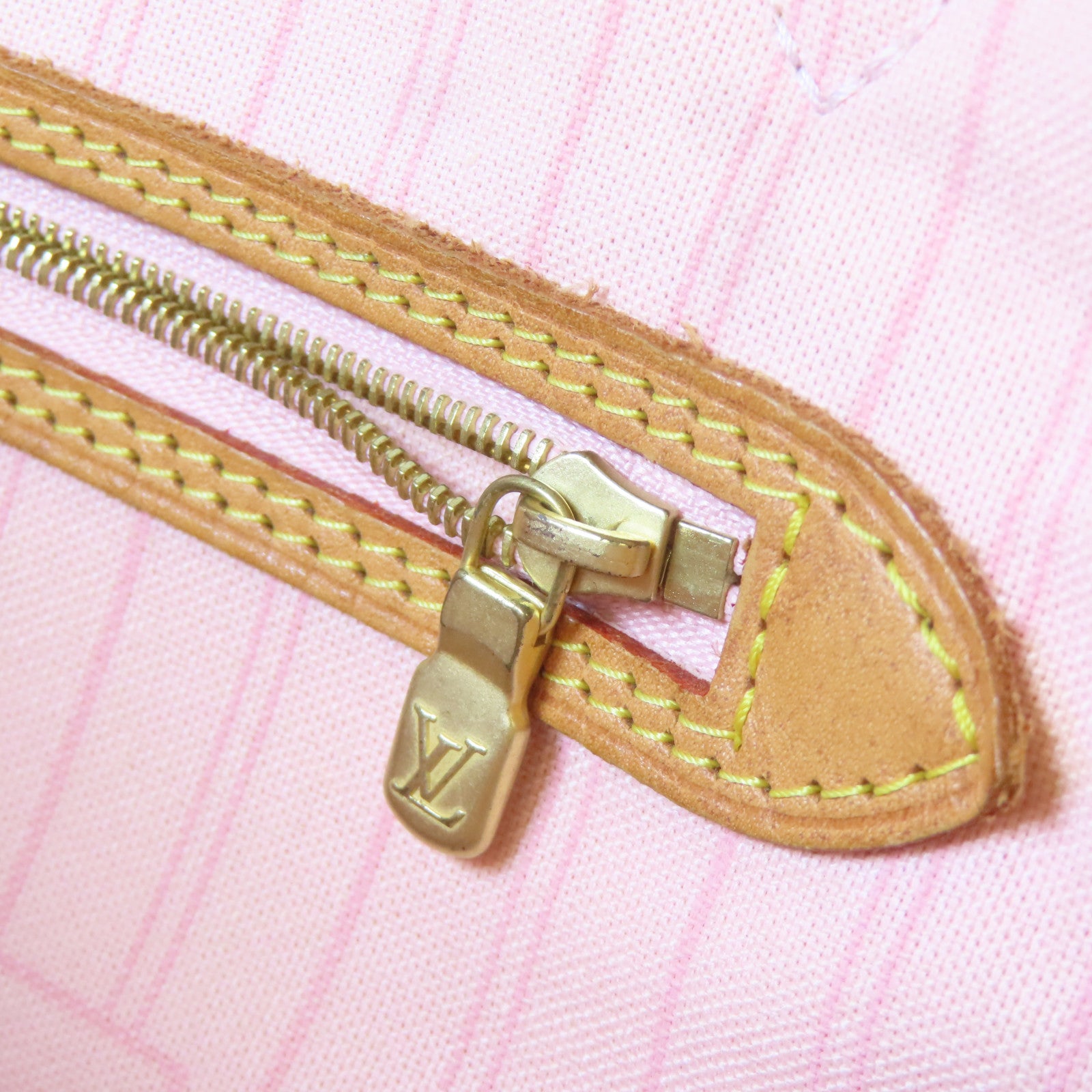 LOUIS VUITTON Damier Azur Neverfull MM金扣手挽袋白色