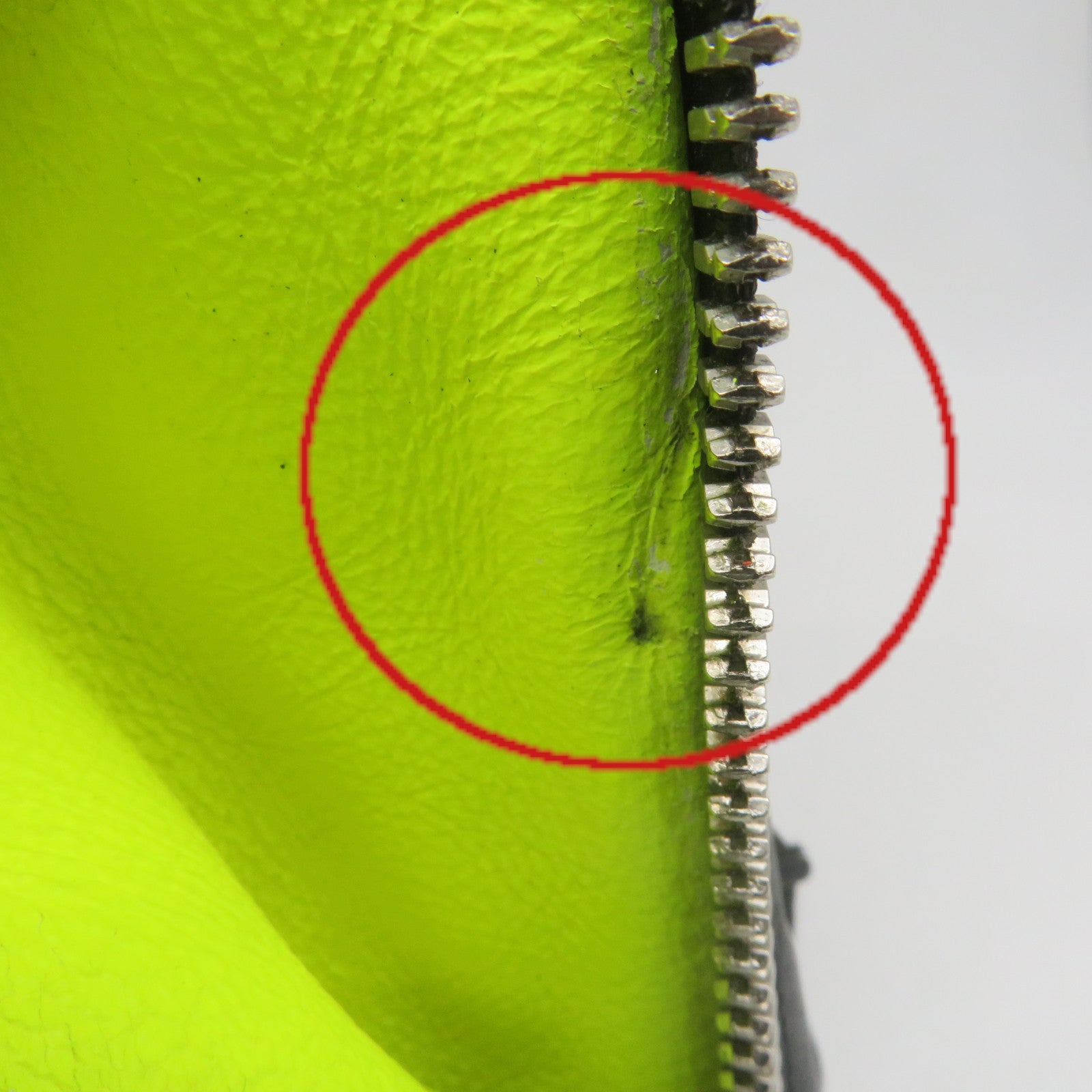 BALENCIAGA 【激減優惠】牛皮皮革Papier B4 Zip Shoulder Bag肩背袋黑色