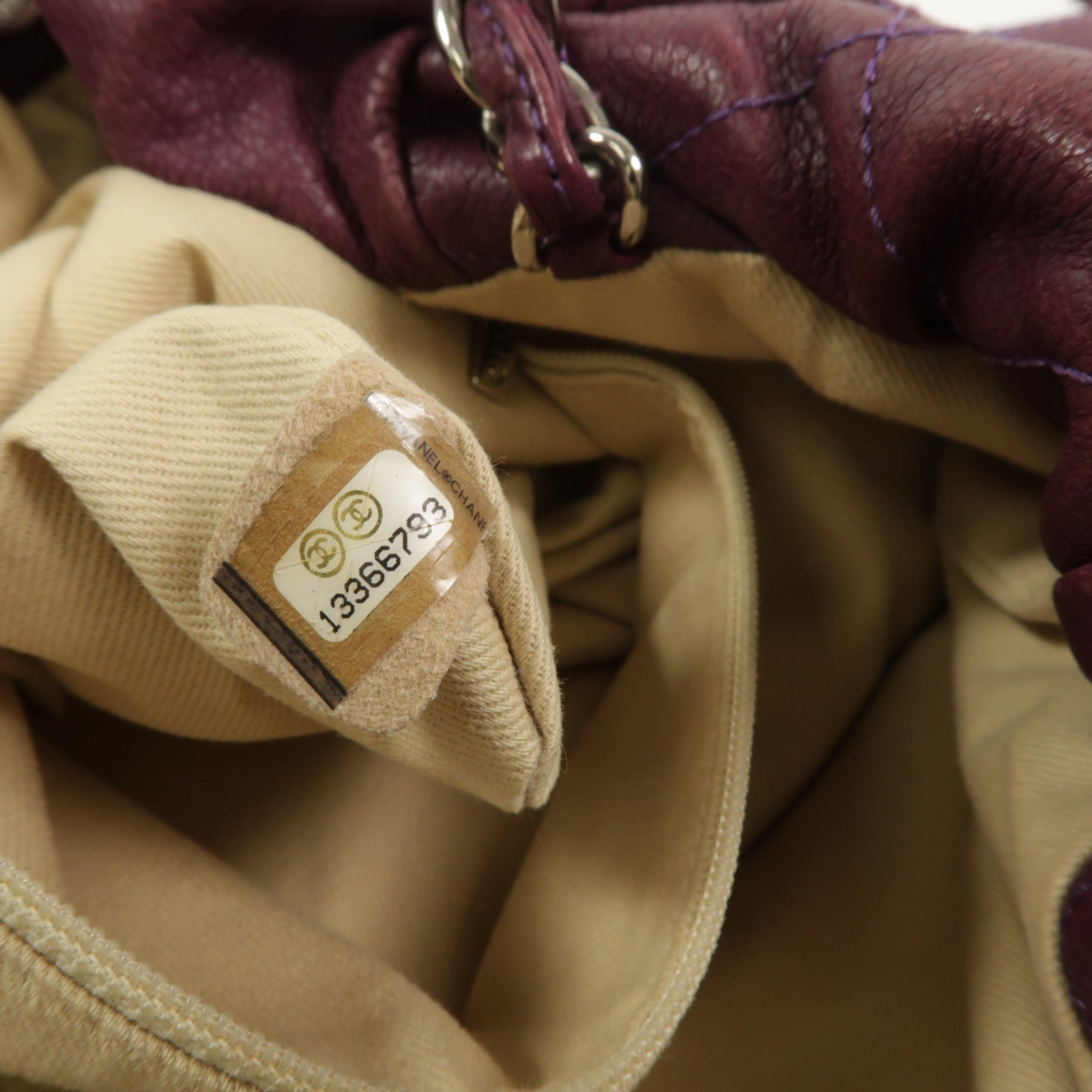 CHANEL 牛皮皮革Caviar 31 Drawstring Tote鏈帶肩背袋