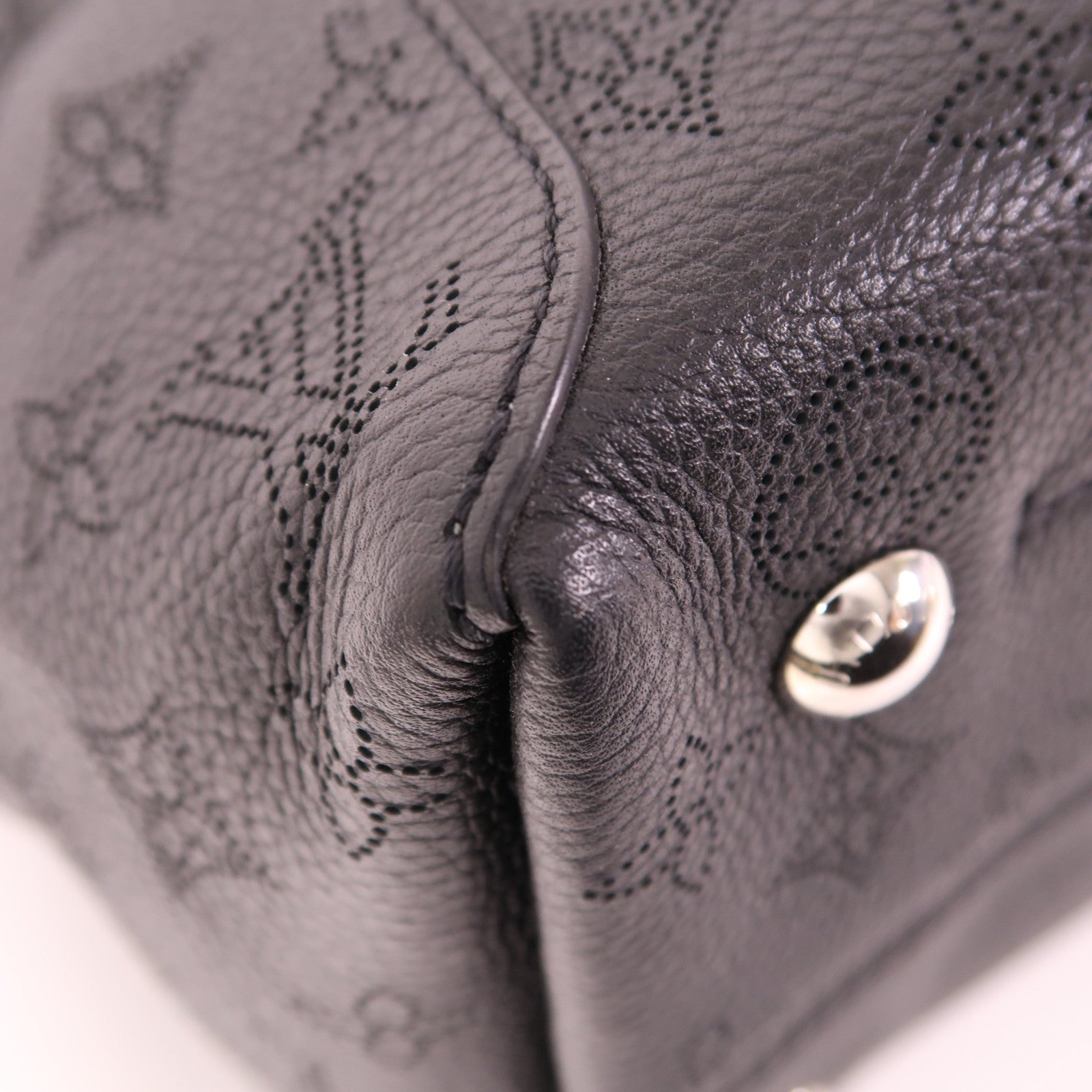 LOUIS VUITTON Monogram Mahina Hina MM銀扣肩背袋