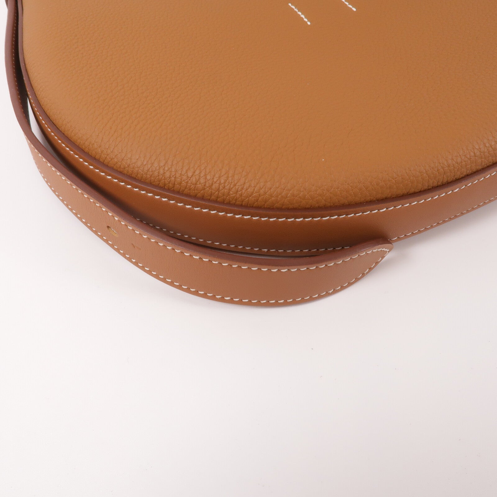 HERMES Togo皮革Arcon Slim肩背袋Gold