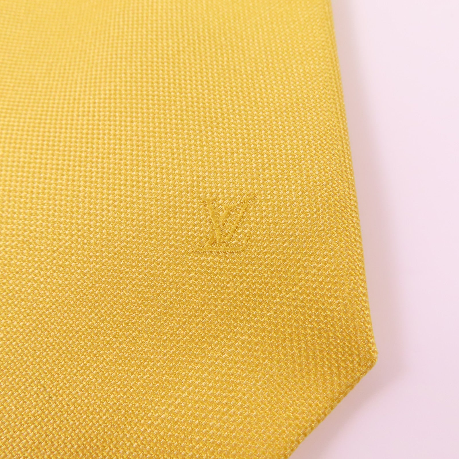 LOUIS VUITTON LV Tie Yellow Silk