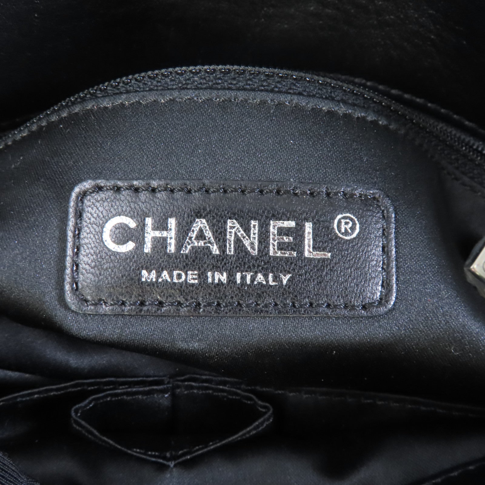 CHANEL 亮片Chain Shoulder銀扣鏈帶肩背袋黑色
