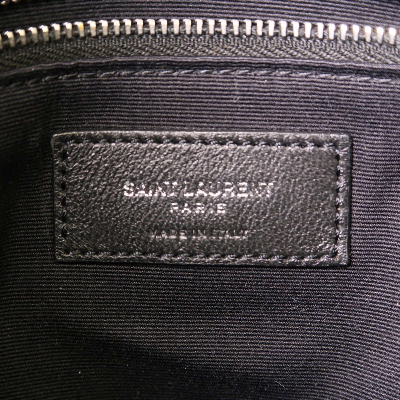 SAINT LAURENT 牛皮皮革Lou Lou Puffer銀扣肩背袋