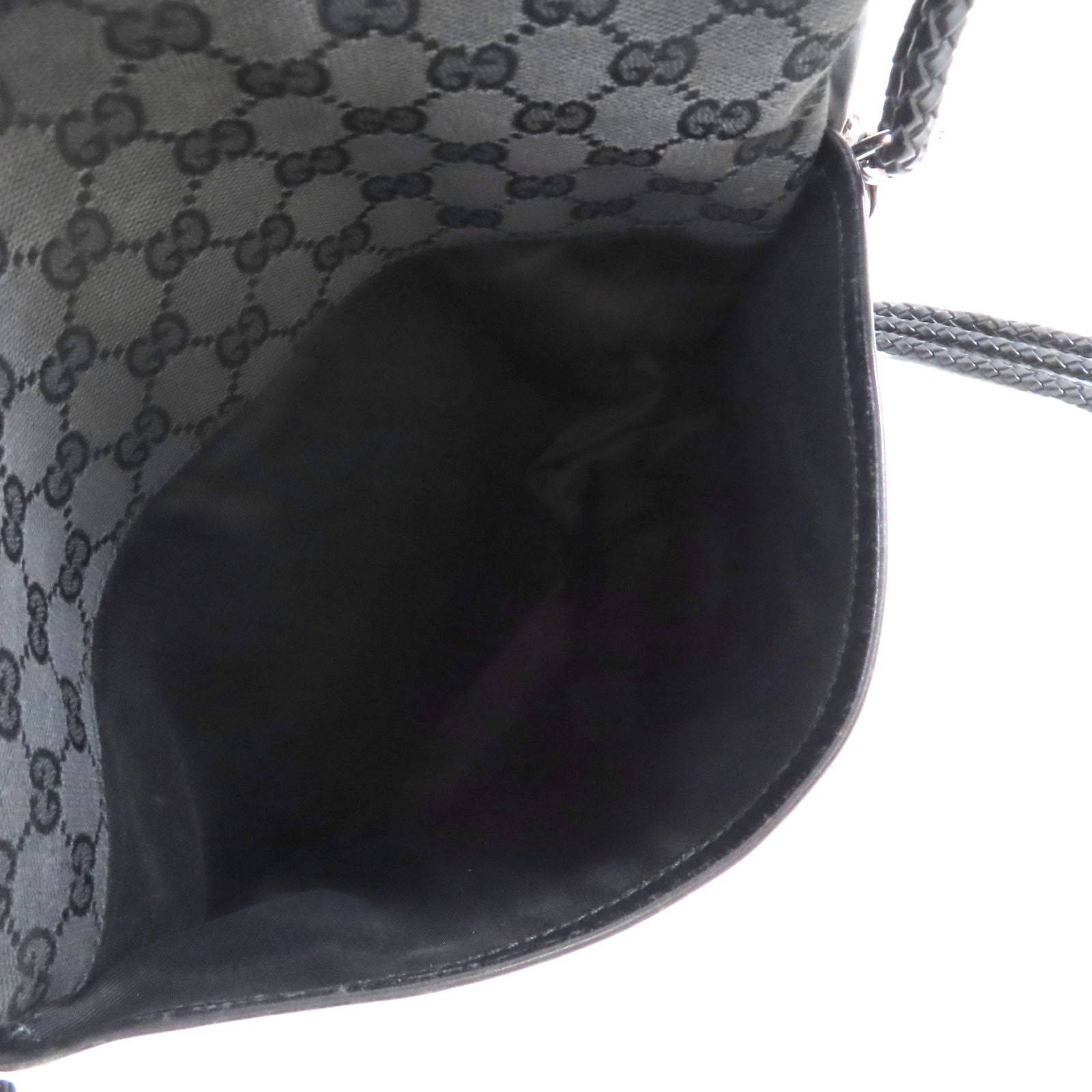 GUCCI 【激減優惠】GG帆布Shoulder Bag銀扣肩背袋黑色