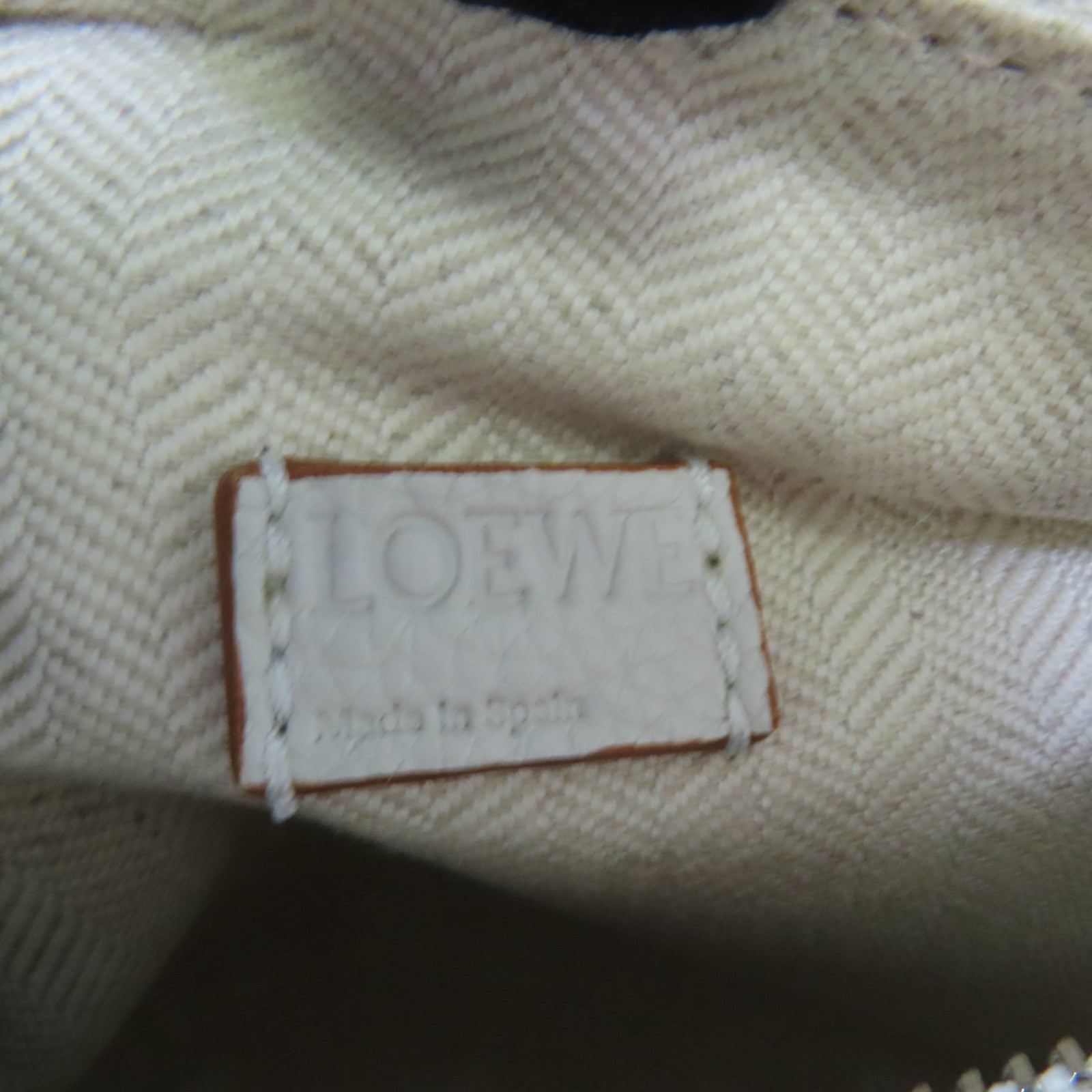 LOEWE 牛皮皮革Mini Puzzle手挽肩背兩用袋