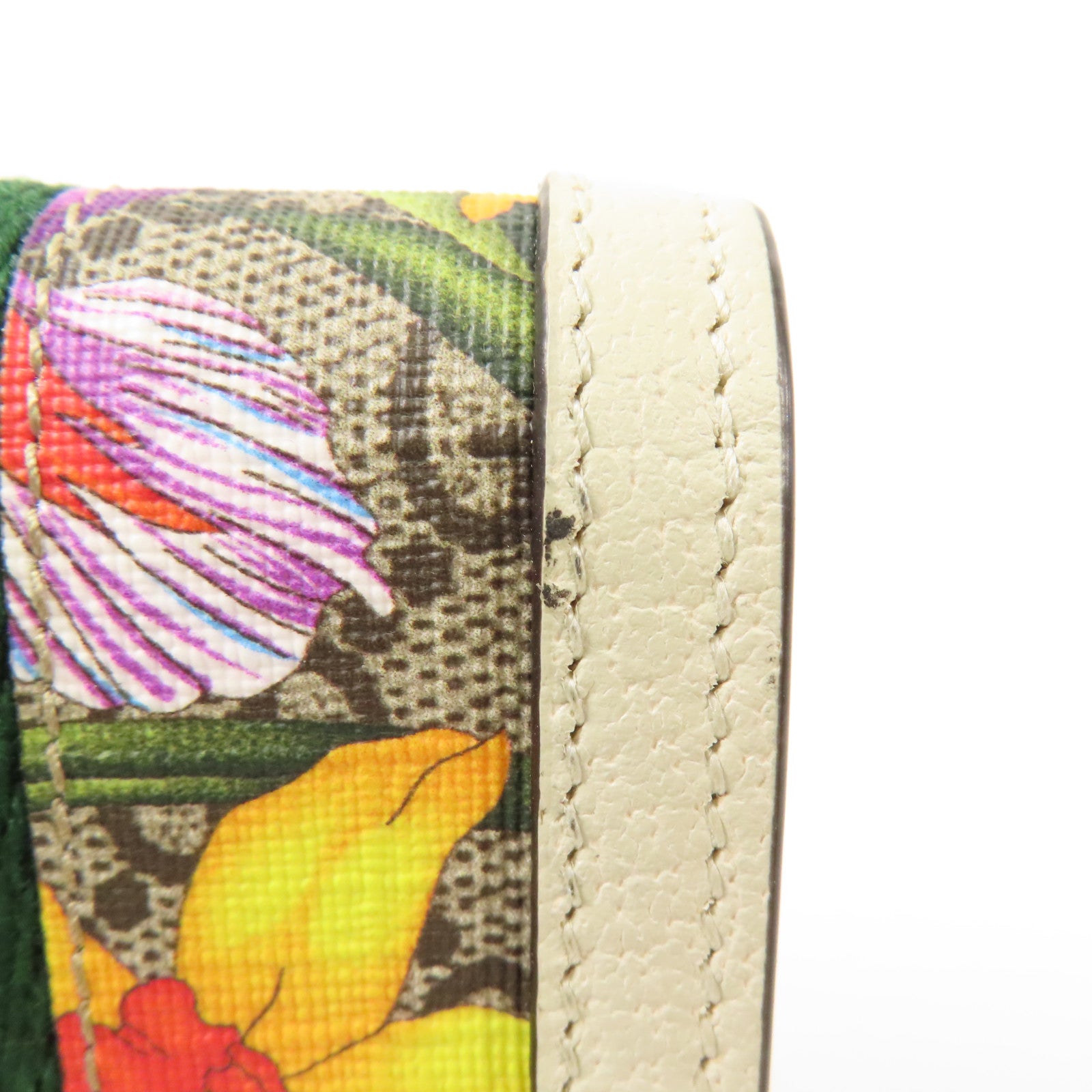 GUCCI GG GHW Wallet Bi-Fold Wallet PVC Coated Canvas 598662 White/Multicolor