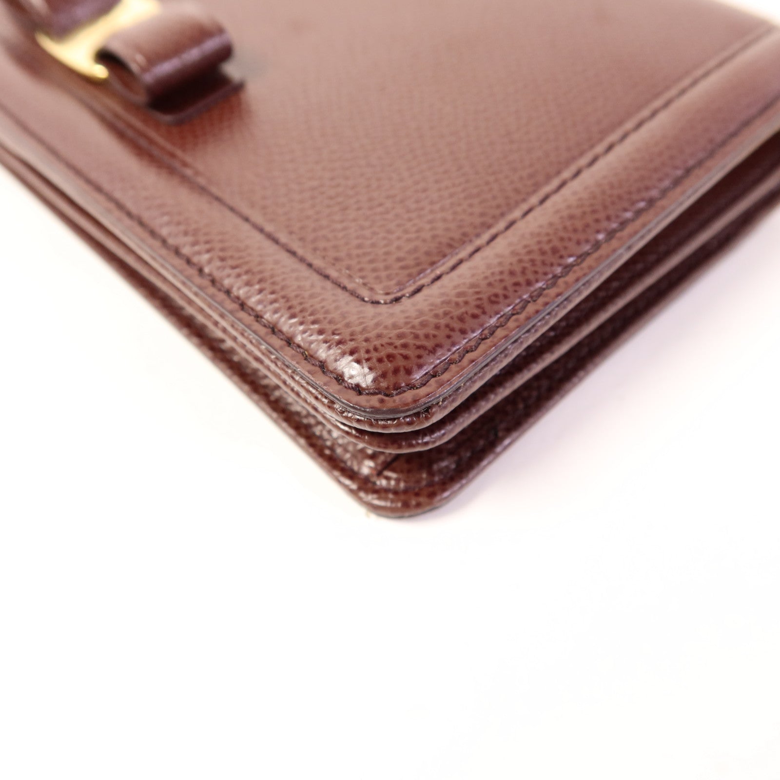 Salvatore Ferragamo 牛皮皮革Vara Wallet On Chain金扣鏈帶肩背袋