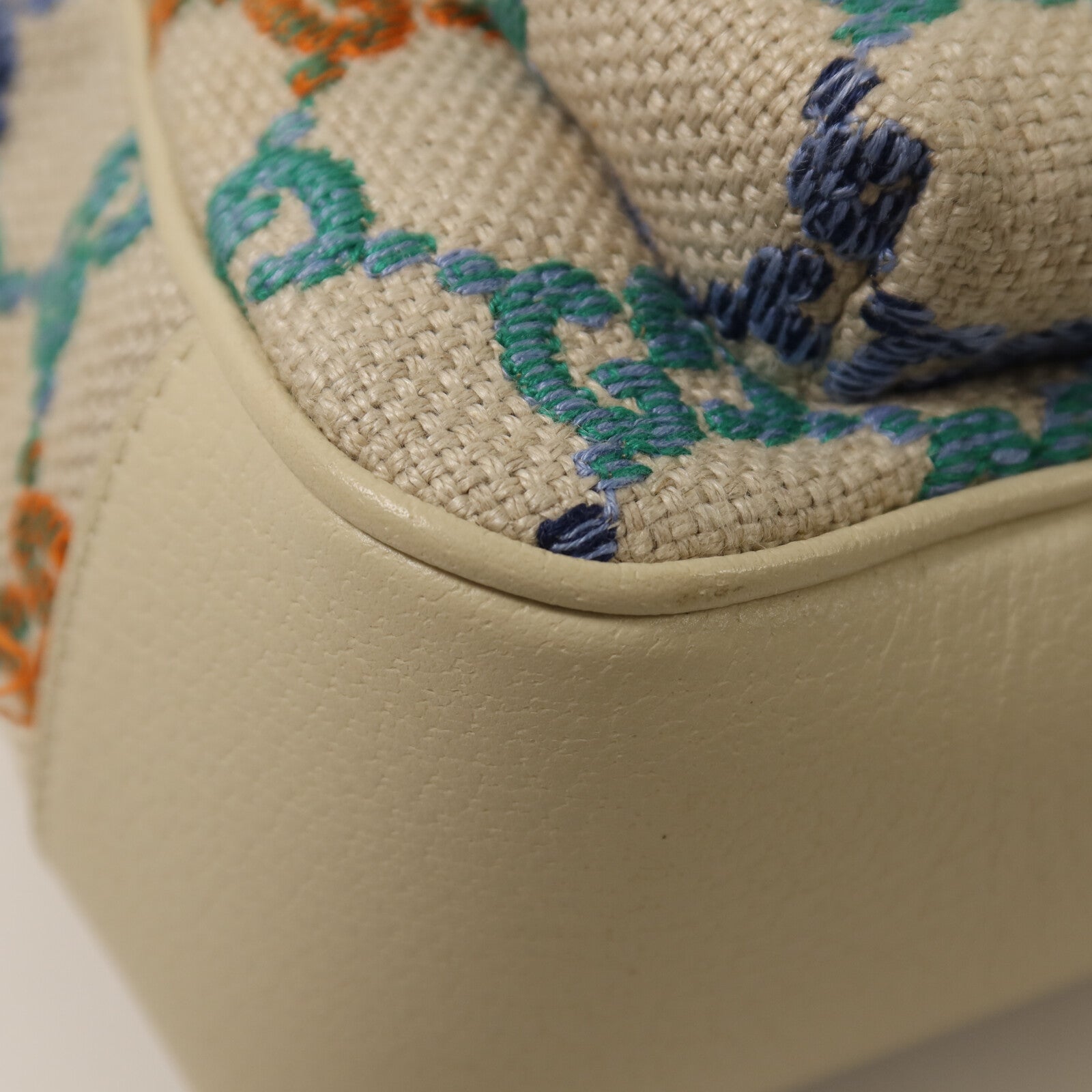 GUCCI 帆布Rucksack銀扣背包