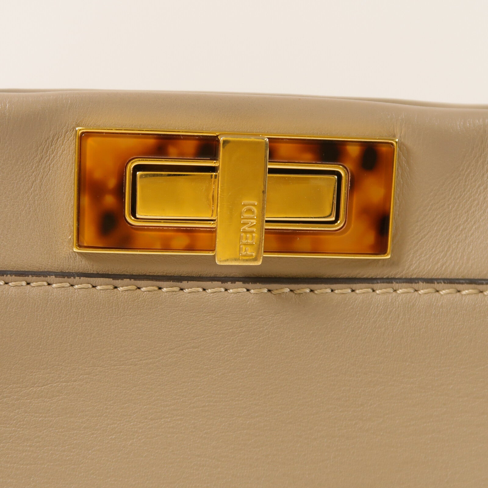 FENDI 牛皮皮革Peekaboo Medium金扣手挽肩背兩用袋