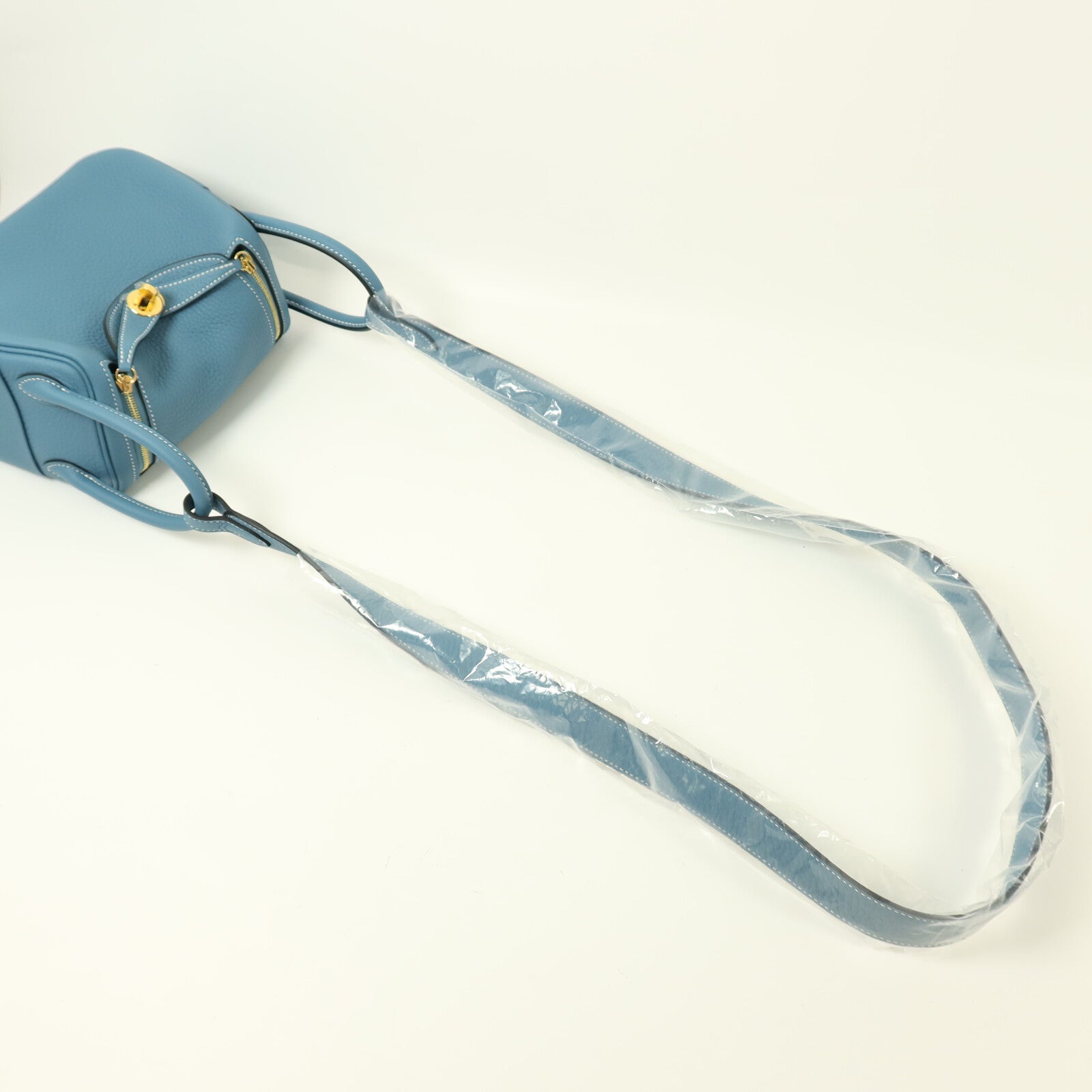 HERMES 【激減優惠】Clemence皮革Mini Lindy金扣手挽肩背兩用袋Blue Jean