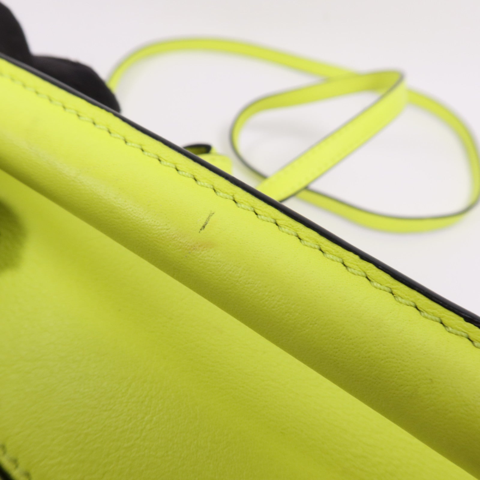 LOEWE 牛皮皮革Mini Puzzle銀扣手挽肩背兩用袋