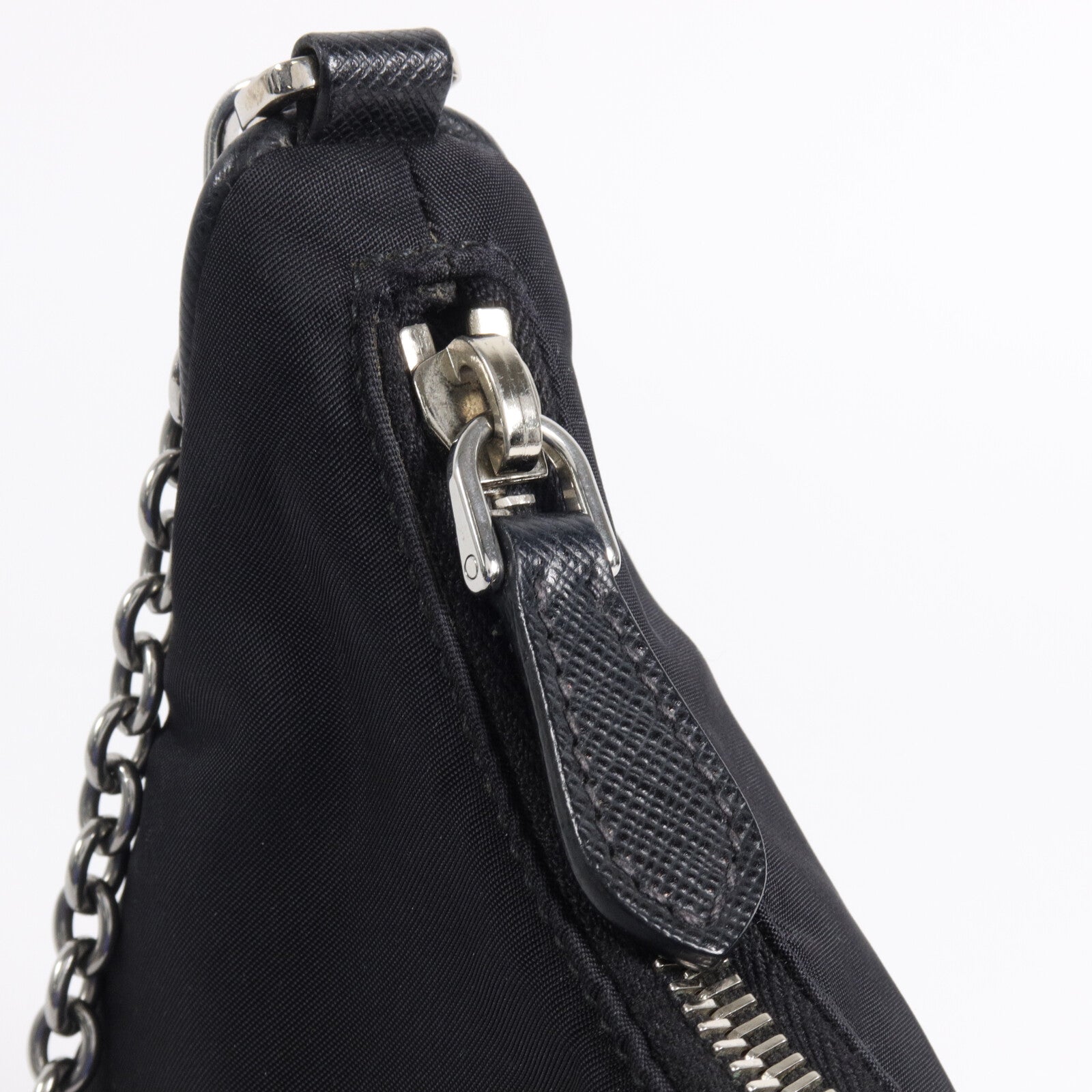 PRADA 尼龍Mini Hobo Re-Edition 2005手挽肩背兩用袋