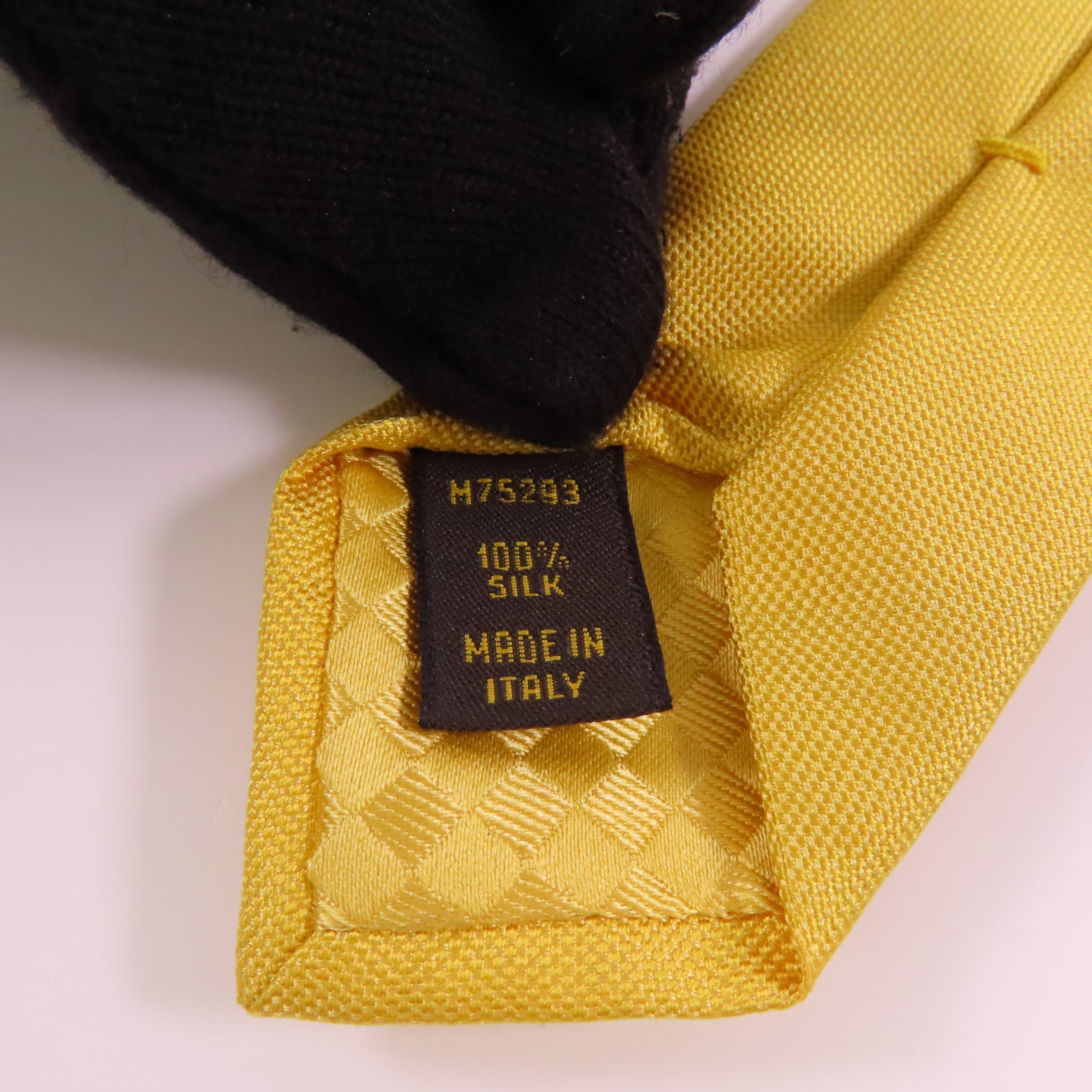 LOUIS VUITTON LV Tie Yellow Silk