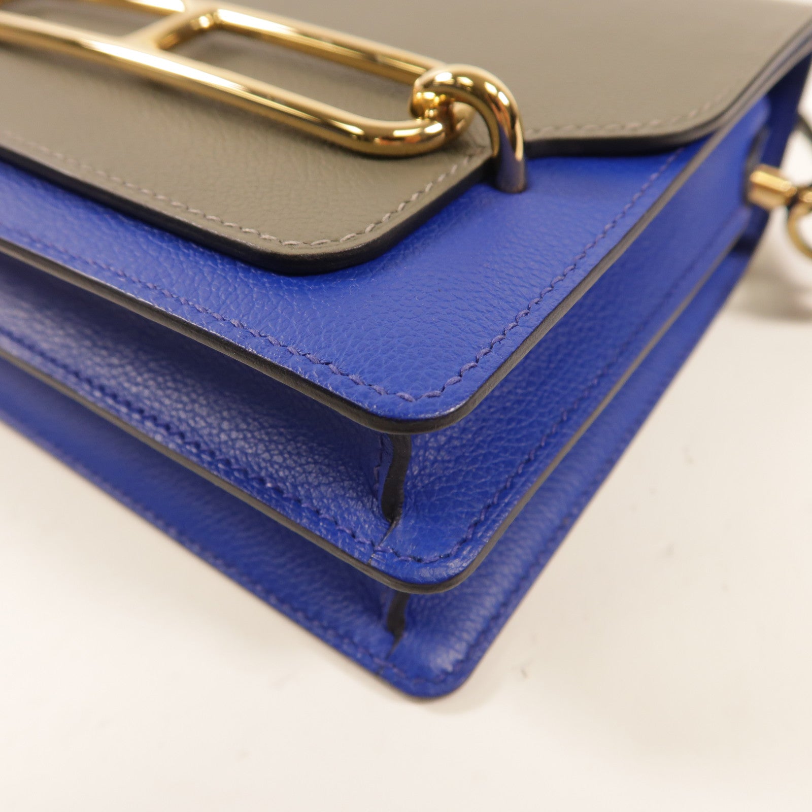HERMES Evercolor皮革Mini Roulis金扣肩背袋灰色/藍色
