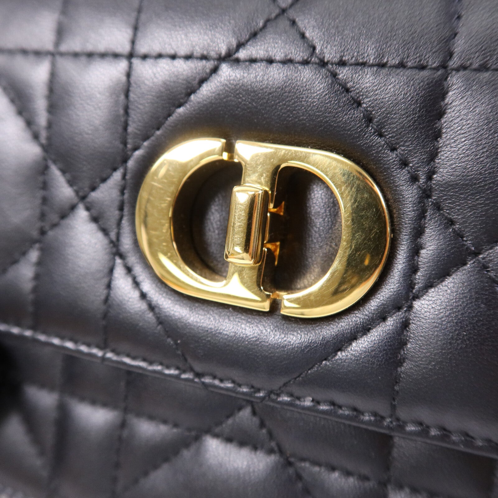 Dior 羊皮皮革Miss Caro Mini金扣鏈帶肩背袋