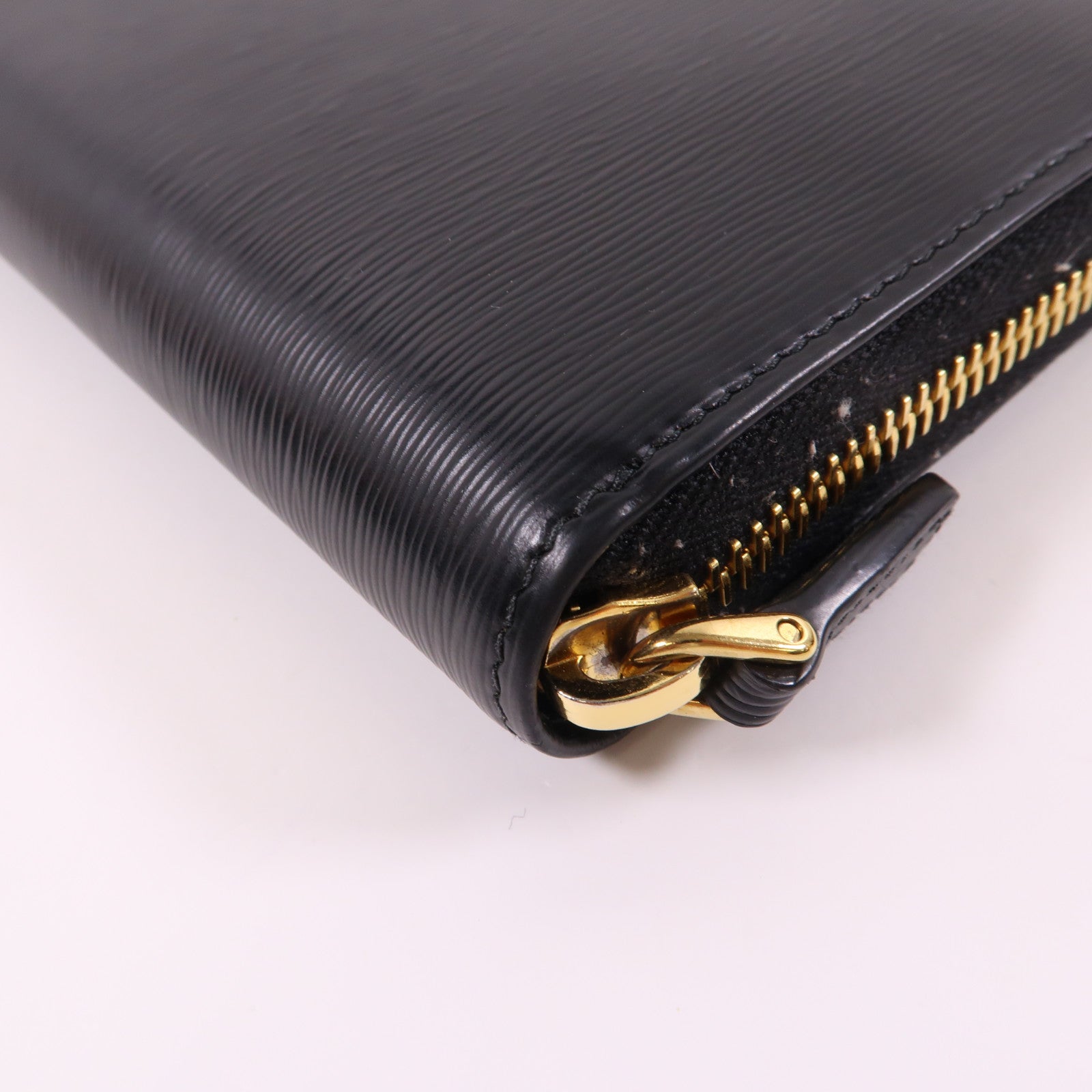 PRADA 牛皮皮革Long Wallet金扣長錢包黑色