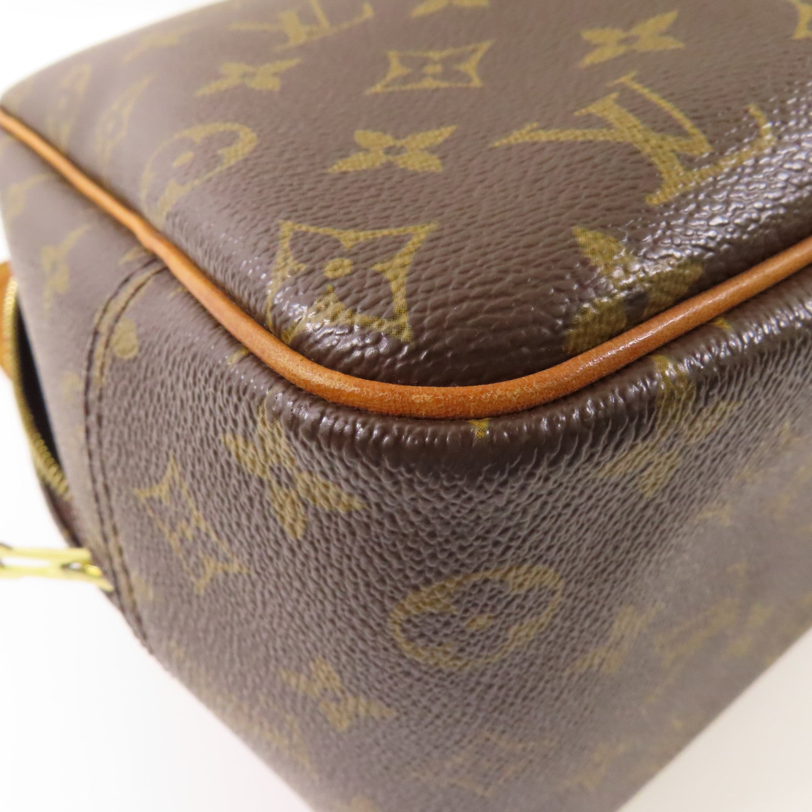 LOUIS VUITTON 【激減優惠】Monogram Deauville金扣手挽袋