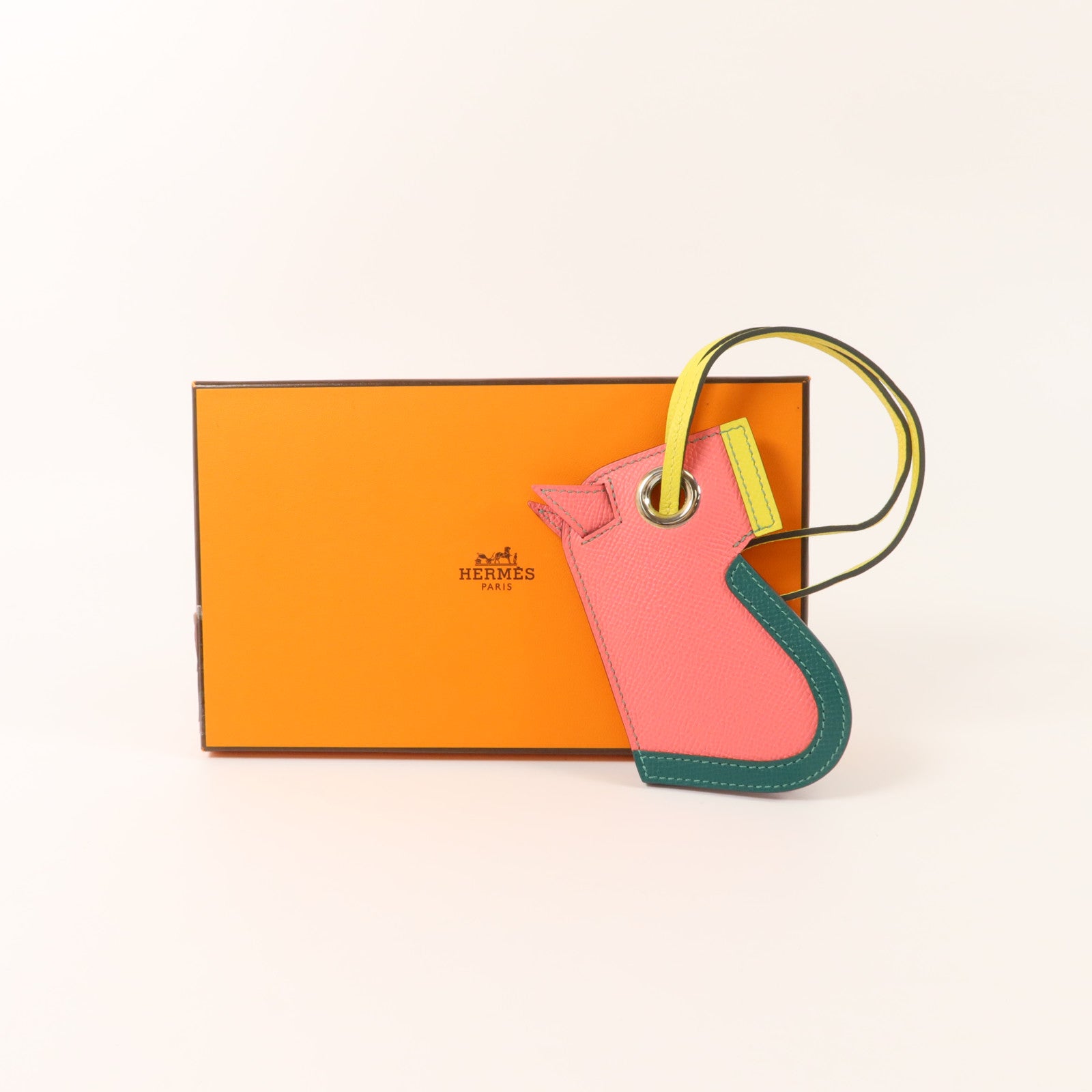 HERMES Epsom皮革Camail Bag Charm掛飾Rose Azalee/Lime/Malachite