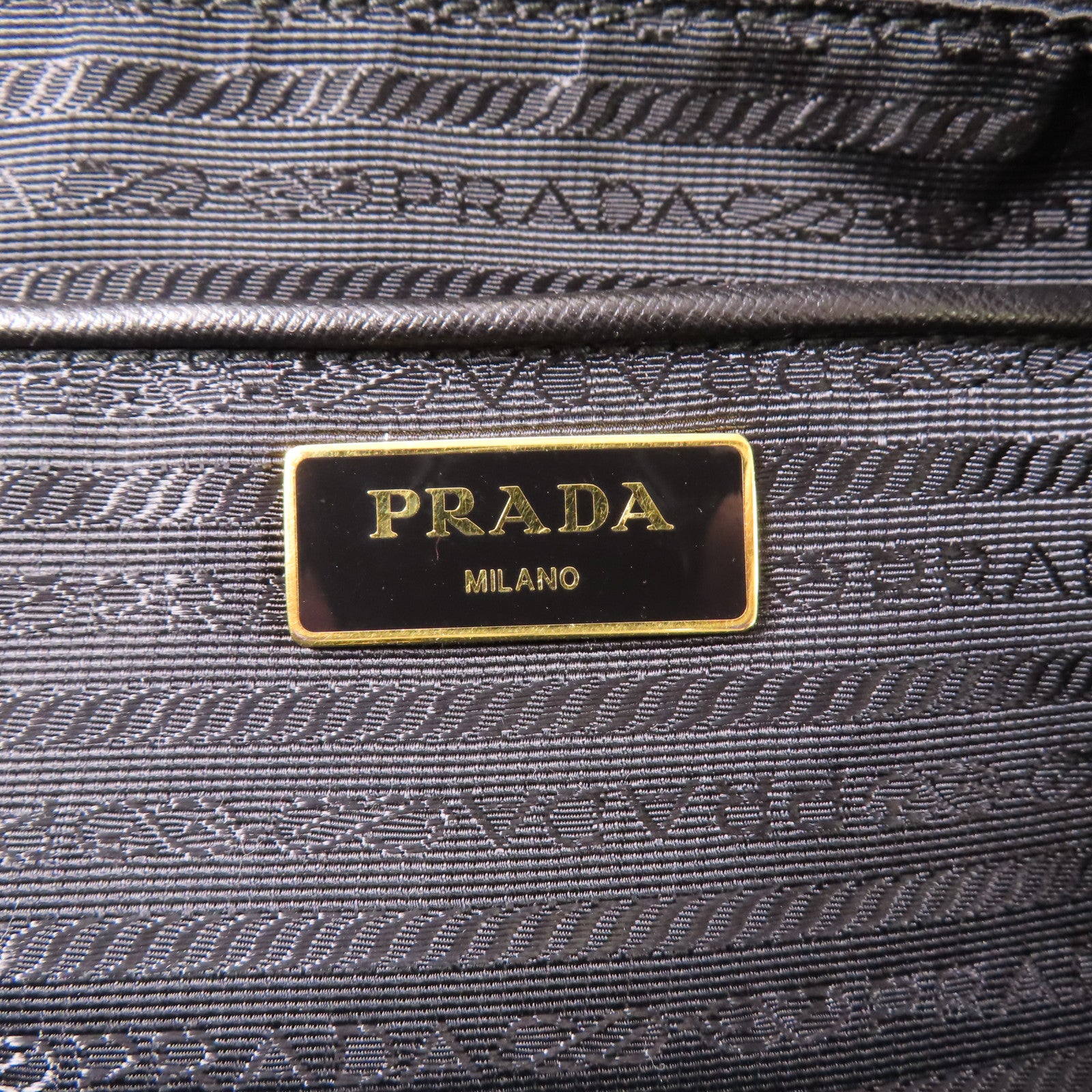PRADA 尼龍Tote Bag金扣肩背袋黑色