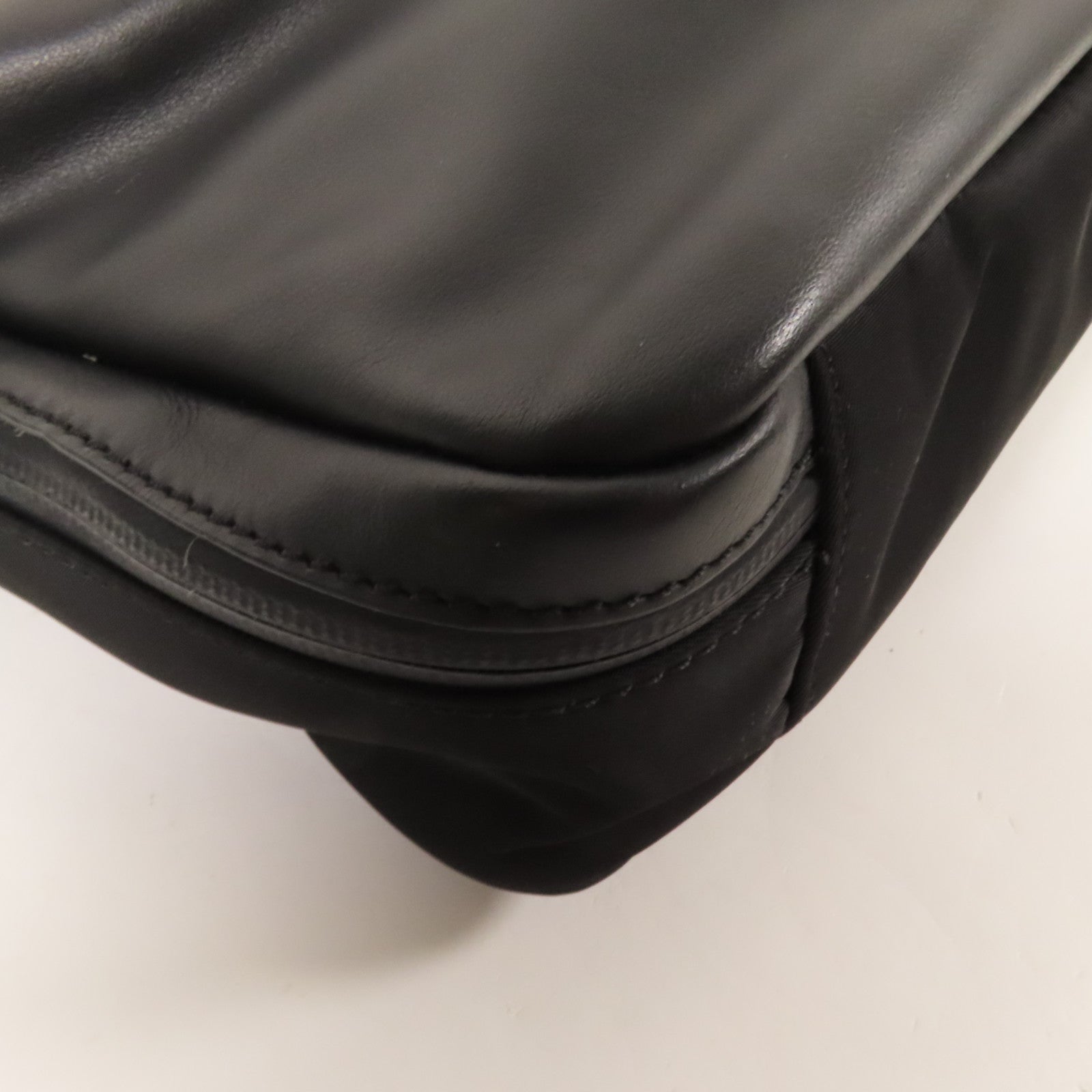 FENDI 尼龍/皮革Shoulder Bag銀扣手挽肩背兩用袋