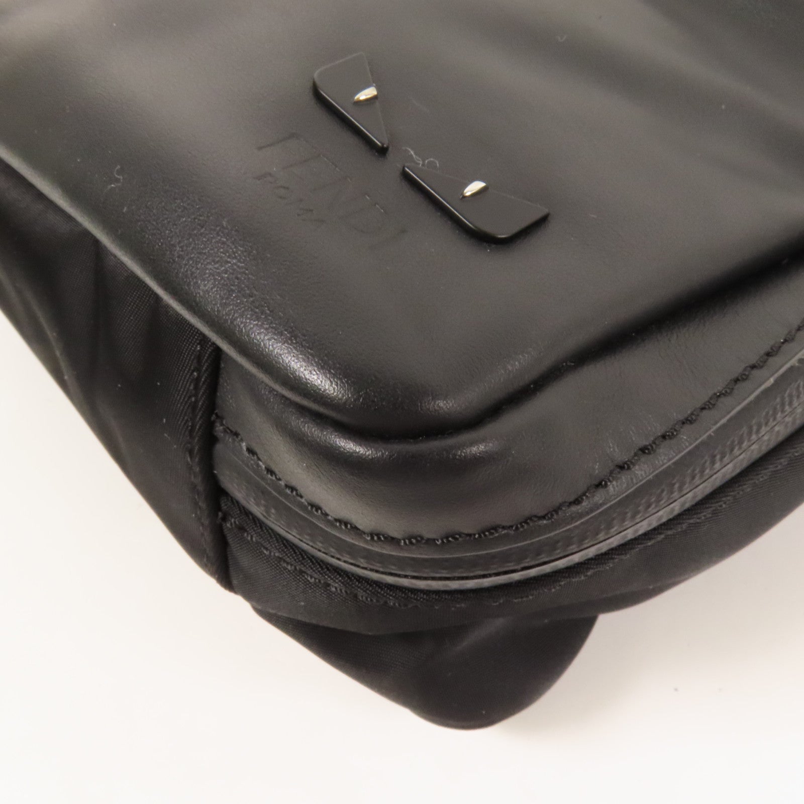 FENDI 尼龍/皮革Shoulder Bag銀扣手挽肩背兩用袋