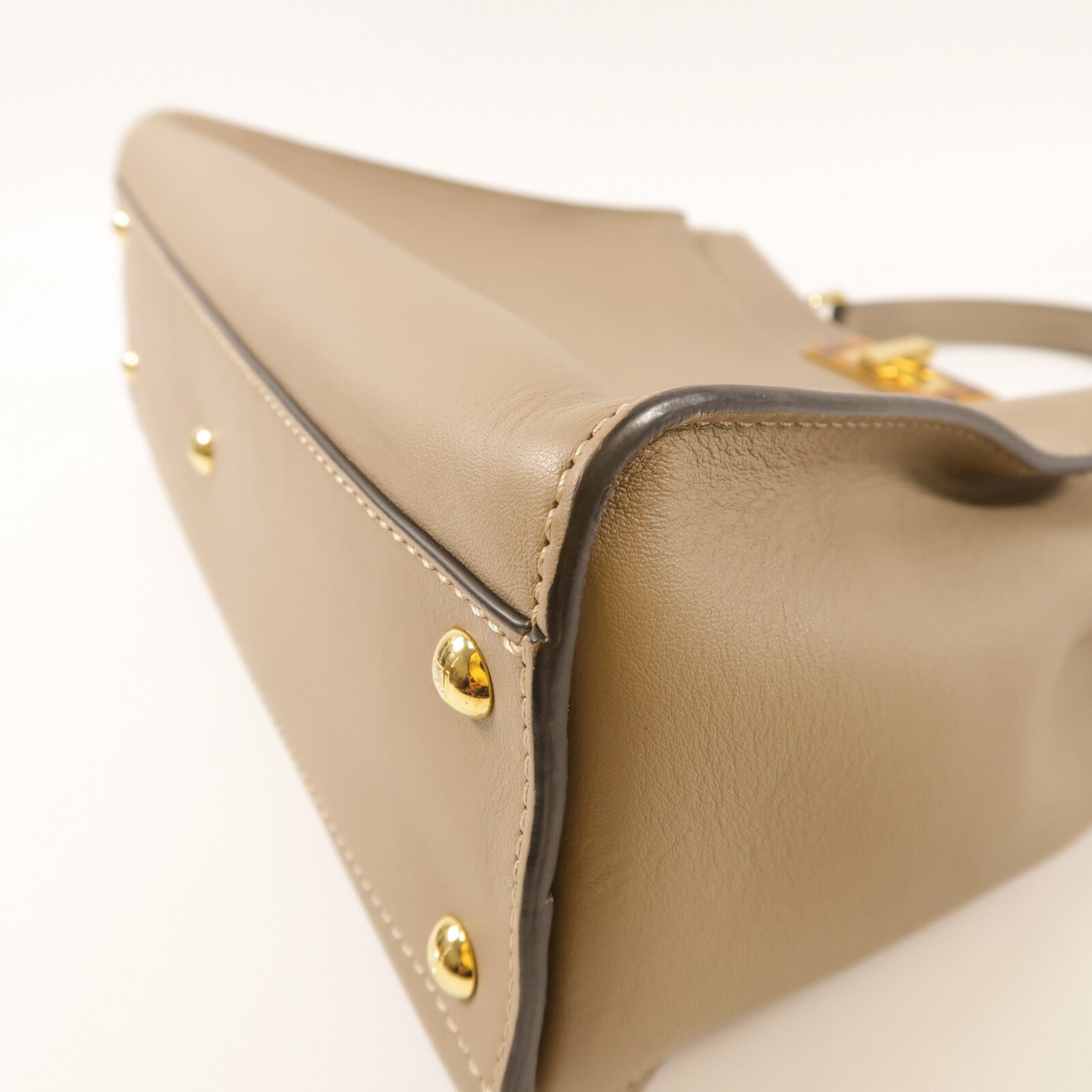 FENDI 牛皮皮革Peekaboo Medium金扣手挽肩背兩用袋