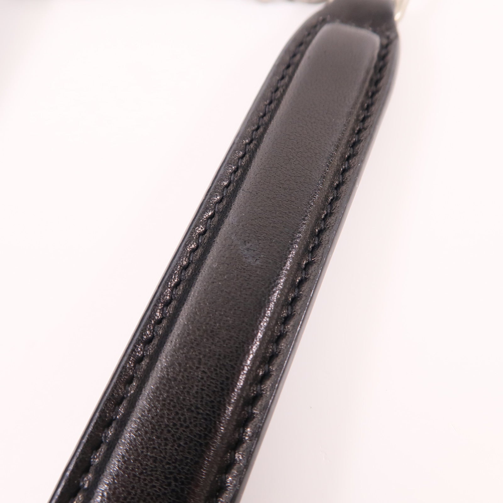 SAINT LAURENT 牛皮皮革Lou Lou Puffer銀扣肩背袋